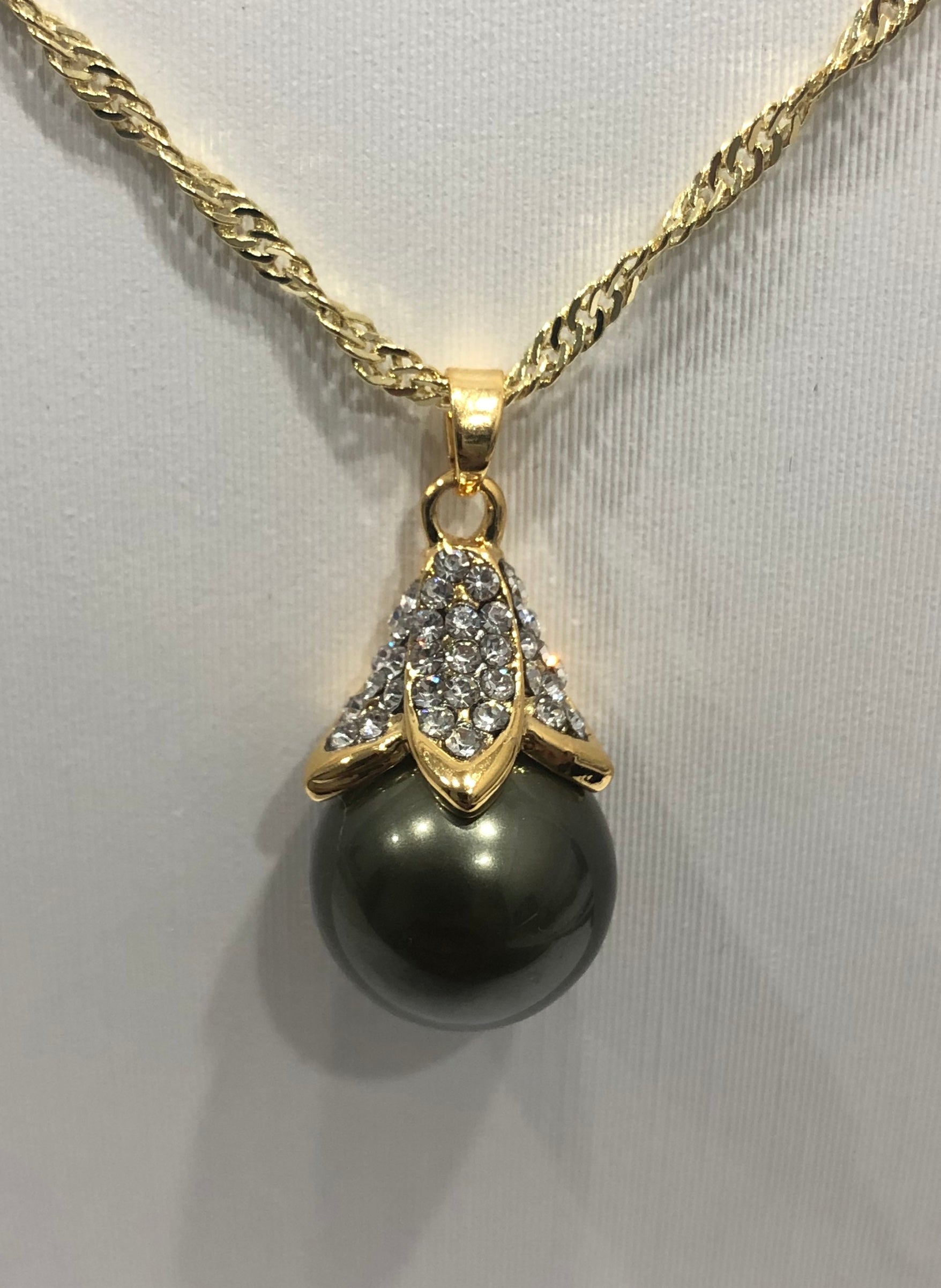 18ct Gold Plated Faux Pearl Pendant - 02 Fashion Jewellery 