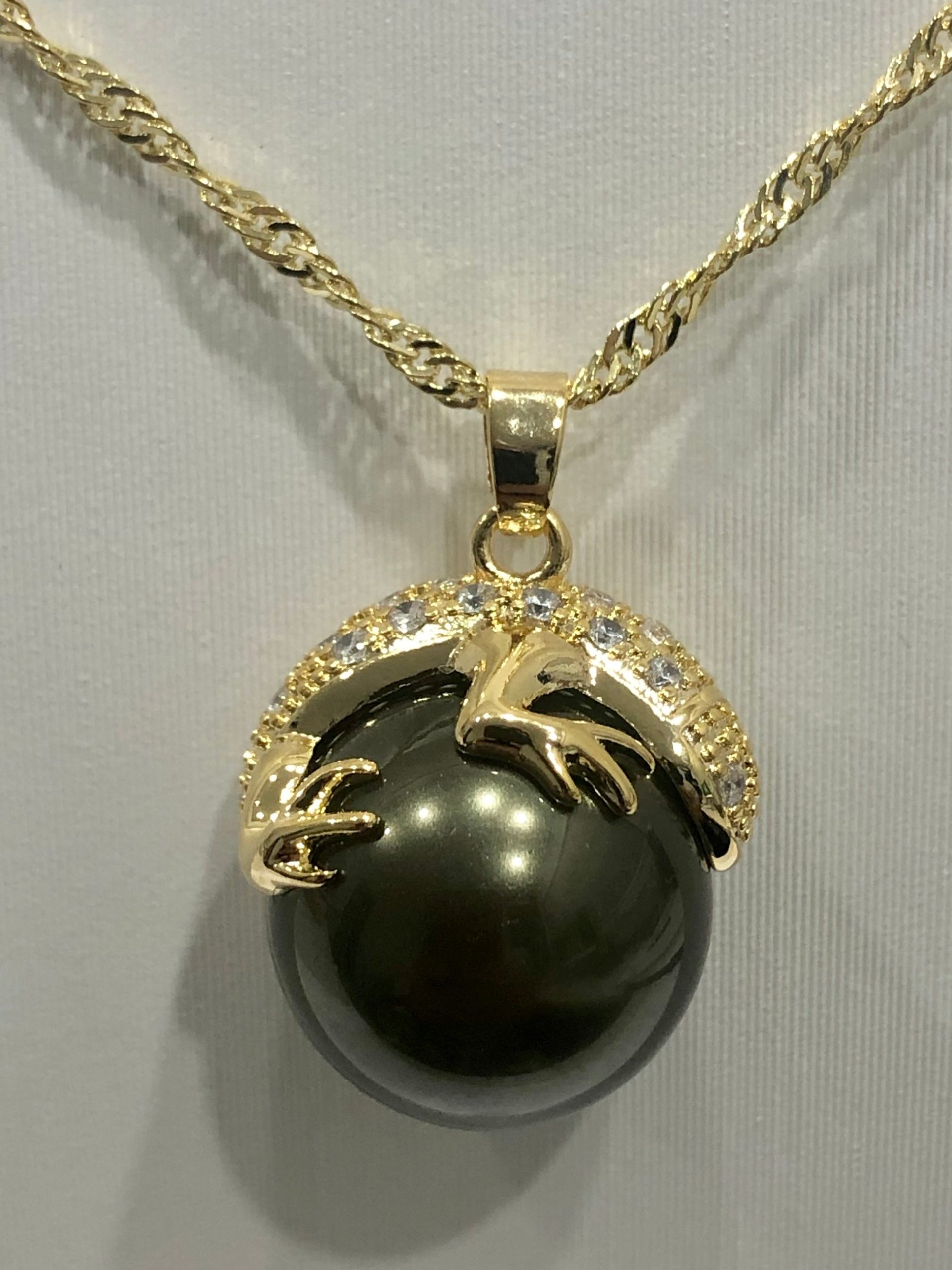 18ct Gold Plated Faux Pearl Pendant - 11 Fashion Jewellery 