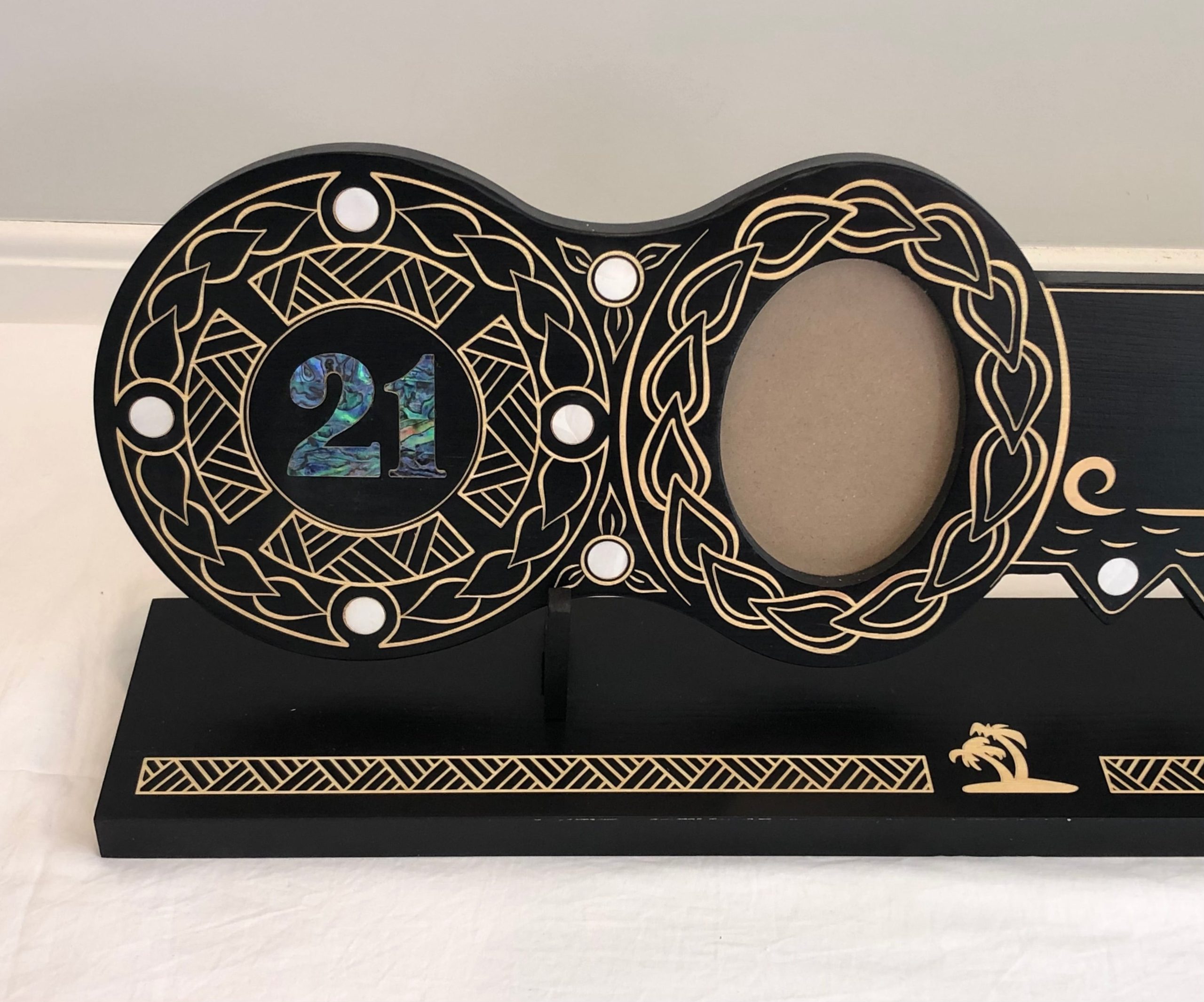 21st Island Design Key with Laser Engraved Patterns & "21" Paua Shell Inlay with Round White Mother of Pearl Inlays and Matching Stand - Design 2117 (Stand) 21st Keys 21st Island Design Key with Laser Engraved Patterns & "21" Paua Shell Inlay with Round White Mother of Pearl Inlays and Matching Stand - Design 2117 (Stand) 21st Keys
