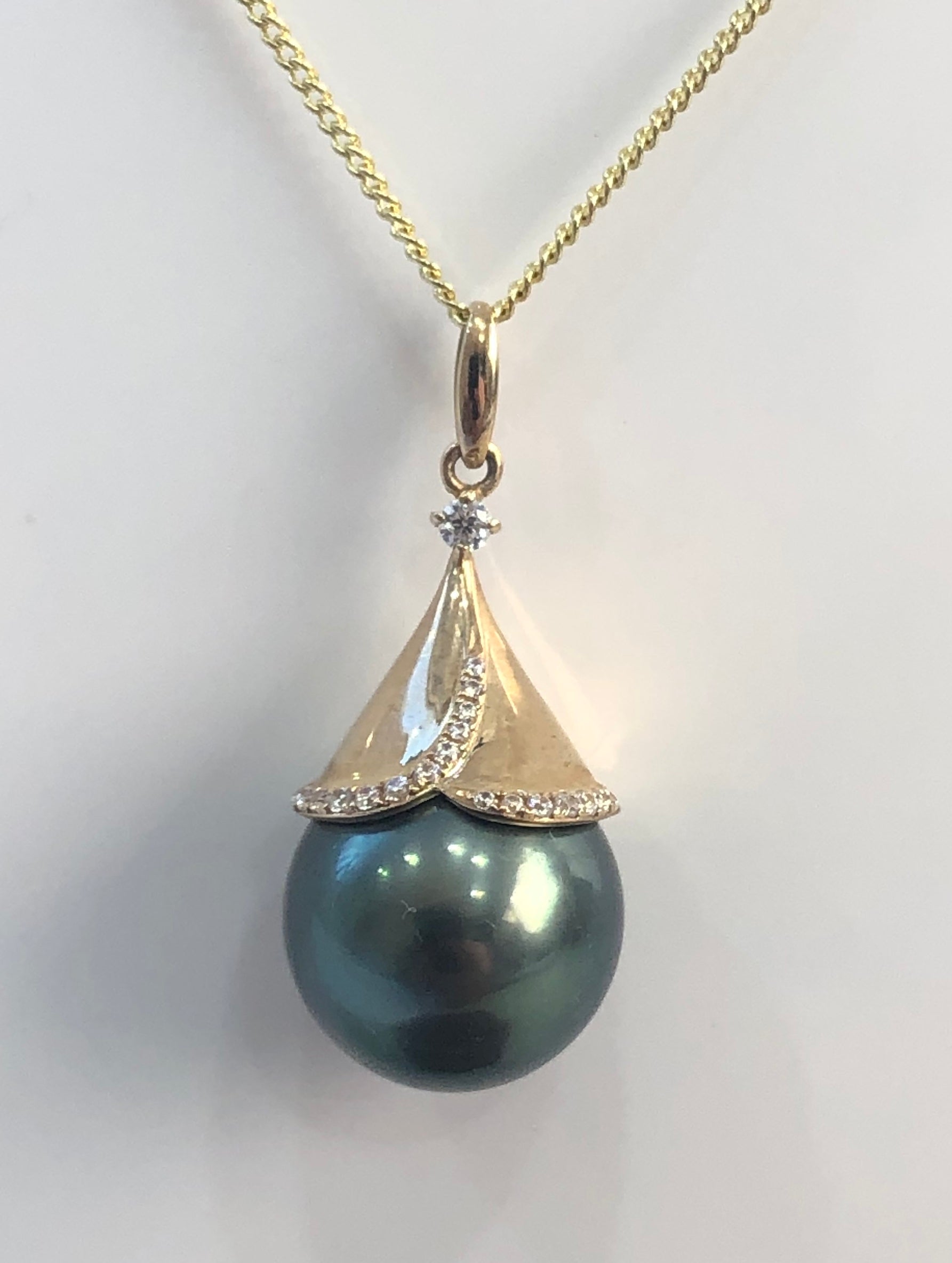 9ct Gold Tahitian Black Pearl Pendant - 04 Gold Pearl Jewellery, Pearl Jewellery 