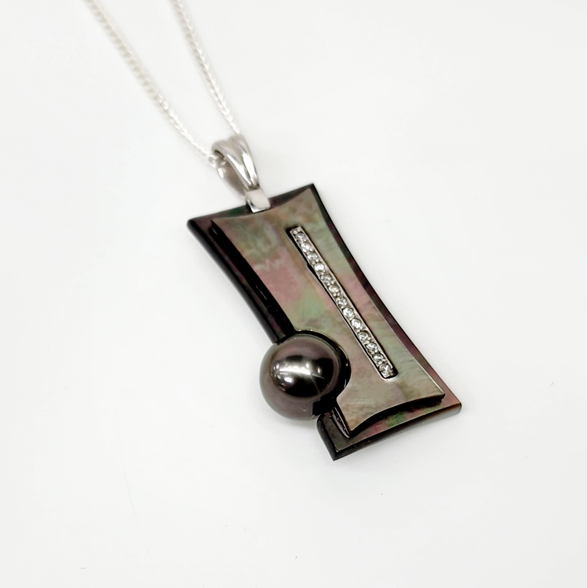 Sterling Silver Pendant with Cubic Zirconia Setting and 10mm Tahitian Black Pearl and Dark Mother Of Pearl Shell Pearl Jewellery, Sterling Silver Pearl Jewellery 