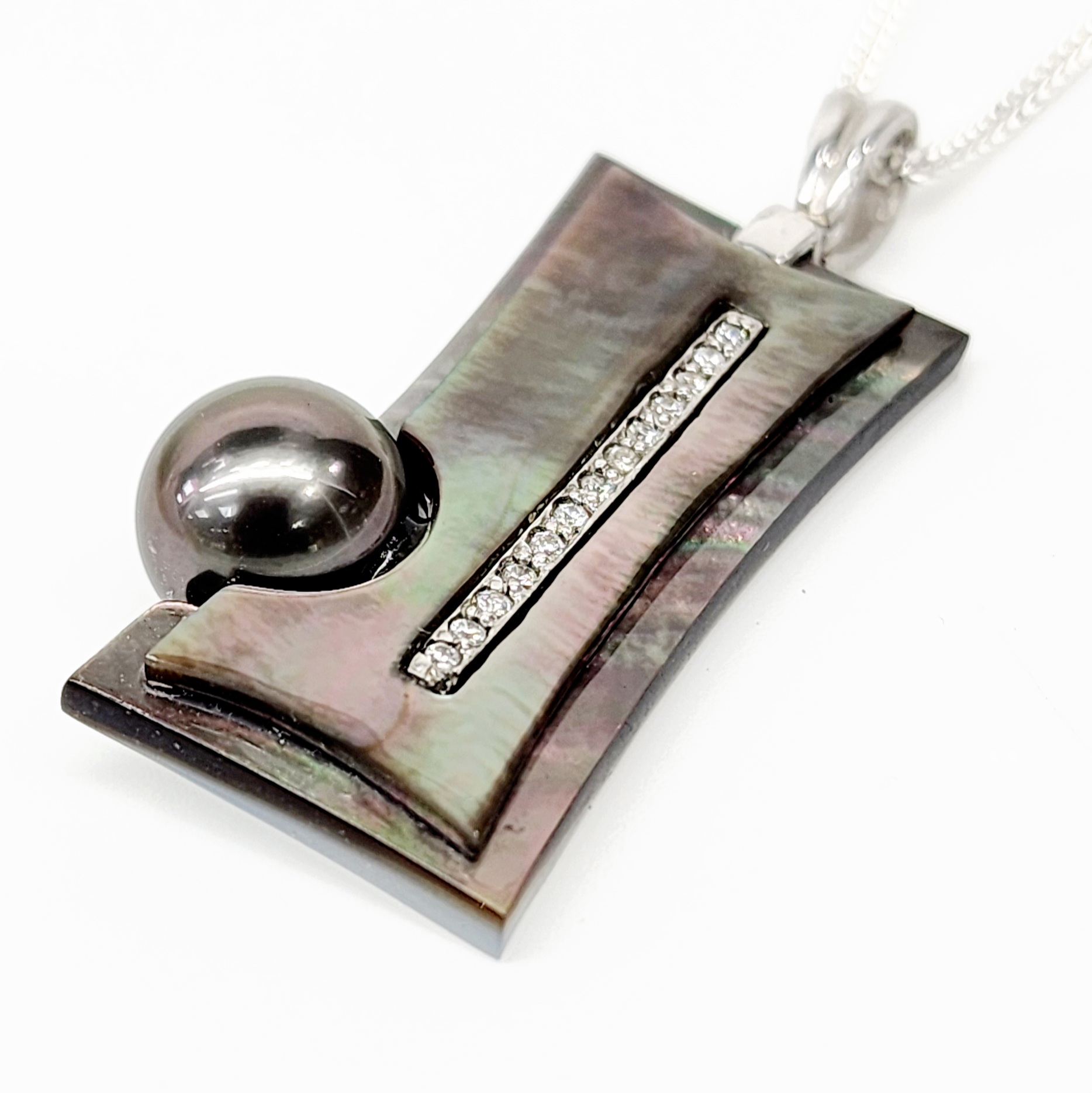 Sterling Silver Pendant with Cubic Zirconia Setting and 10mm Tahitian Black Pearl and Dark Mother Of Pearl Shell Pearl Jewellery, Sterling Silver Pearl Jewellery Sterling Silver Pendant with Cubic Zirconia Setting and 10mm Tahitian Black Pearl and Dark Mother Of Pearl Shell Pearl Jewellery, Sterling Silver Pearl Jewellery