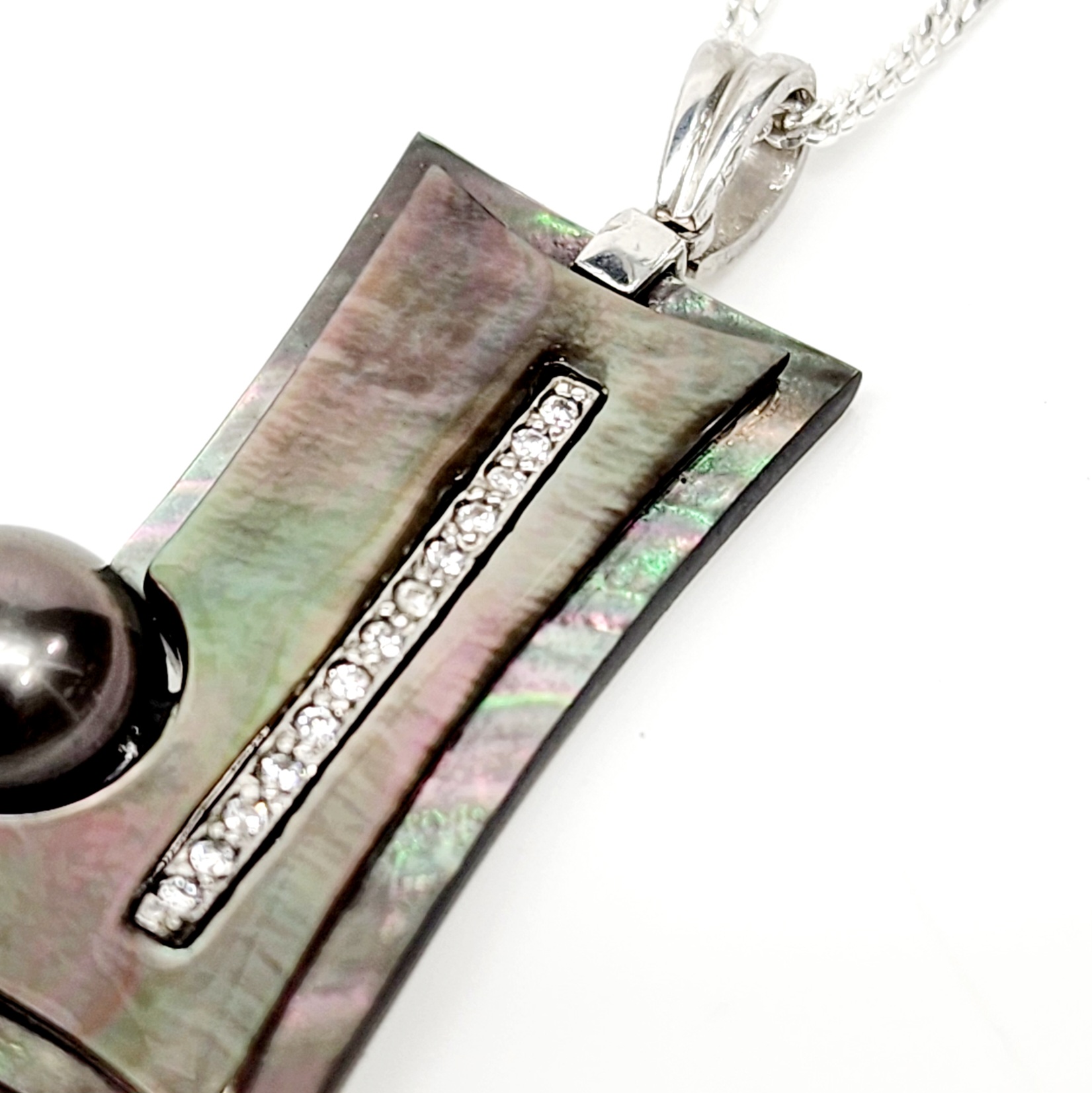 Sterling Silver Pendant with Cubic Zirconia Setting and 10mm Tahitian Black Pearl and Dark Mother Of Pearl Shell Pearl Jewellery, Sterling Silver Pearl Jewellery Sterling Silver Pendant with Cubic Zirconia Setting and 10mm Tahitian Black Pearl and Dark Mother Of Pearl Shell Pearl Jewellery, Sterling Silver Pearl Jewellery