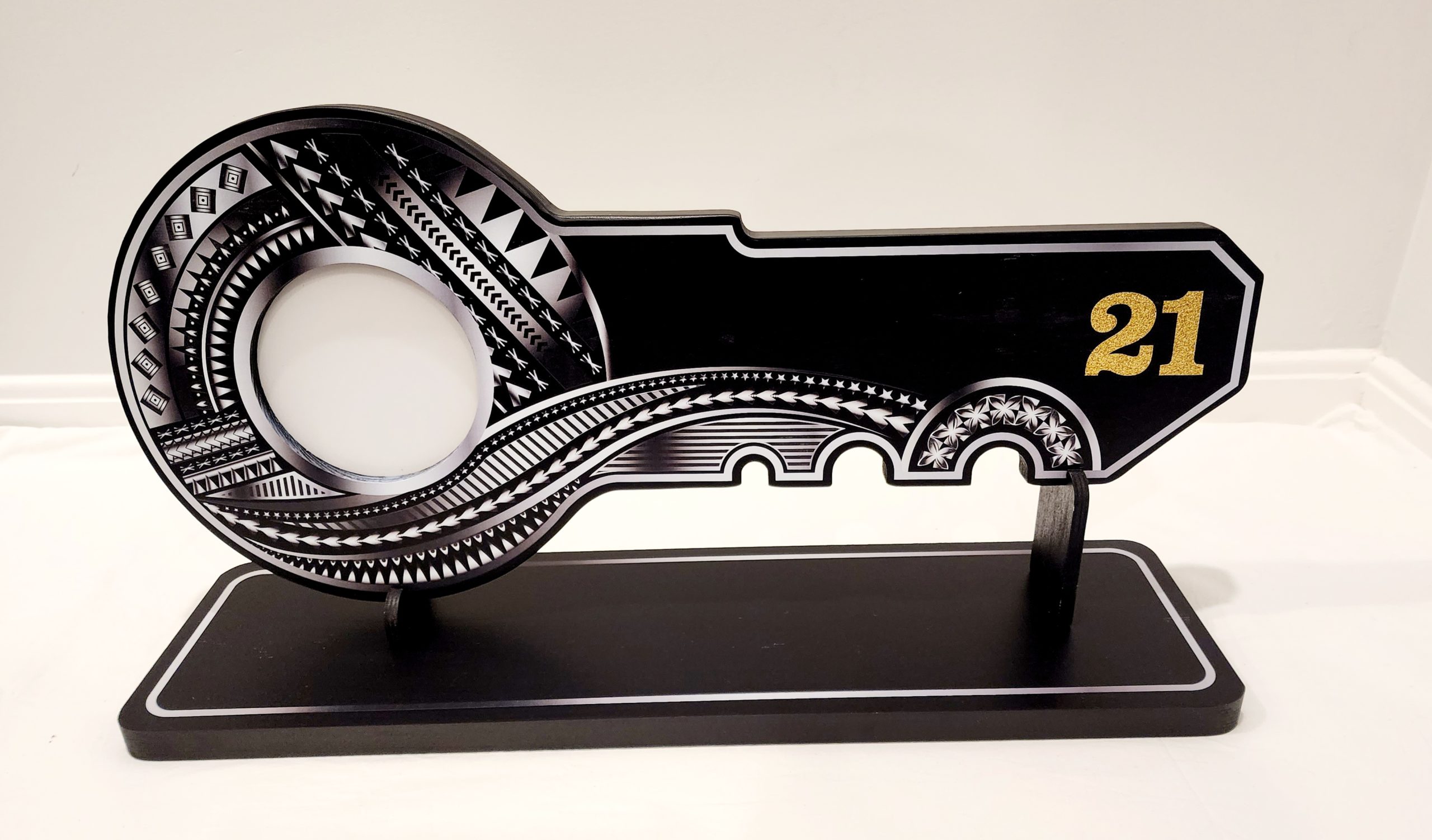 21st Island Design Silver Theme Colour UV Printed Birthday Key with Gold Glitter Look "21" and Matching Colour Stand - Design 2262 21st Keys 