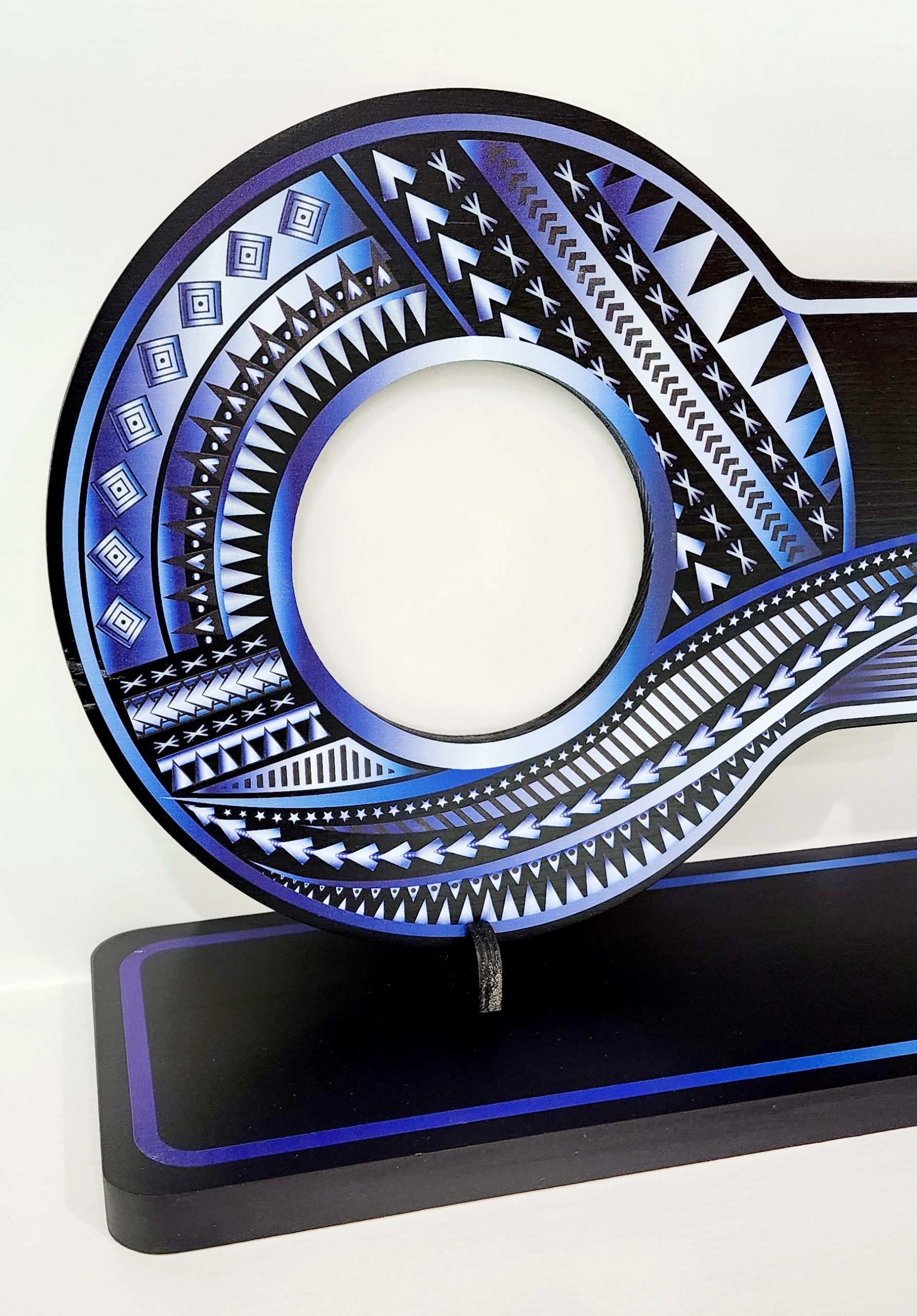 Island Design White & Blue Theme Colour UV Printed Birthday Key with Coloured Samoan Sila with Matching Colour Stand 21st Keys Island Design White & Blue Theme Colour UV Printed Birthday Key with Coloured Samoan Sila with Matching Colour Stand 21st Keys