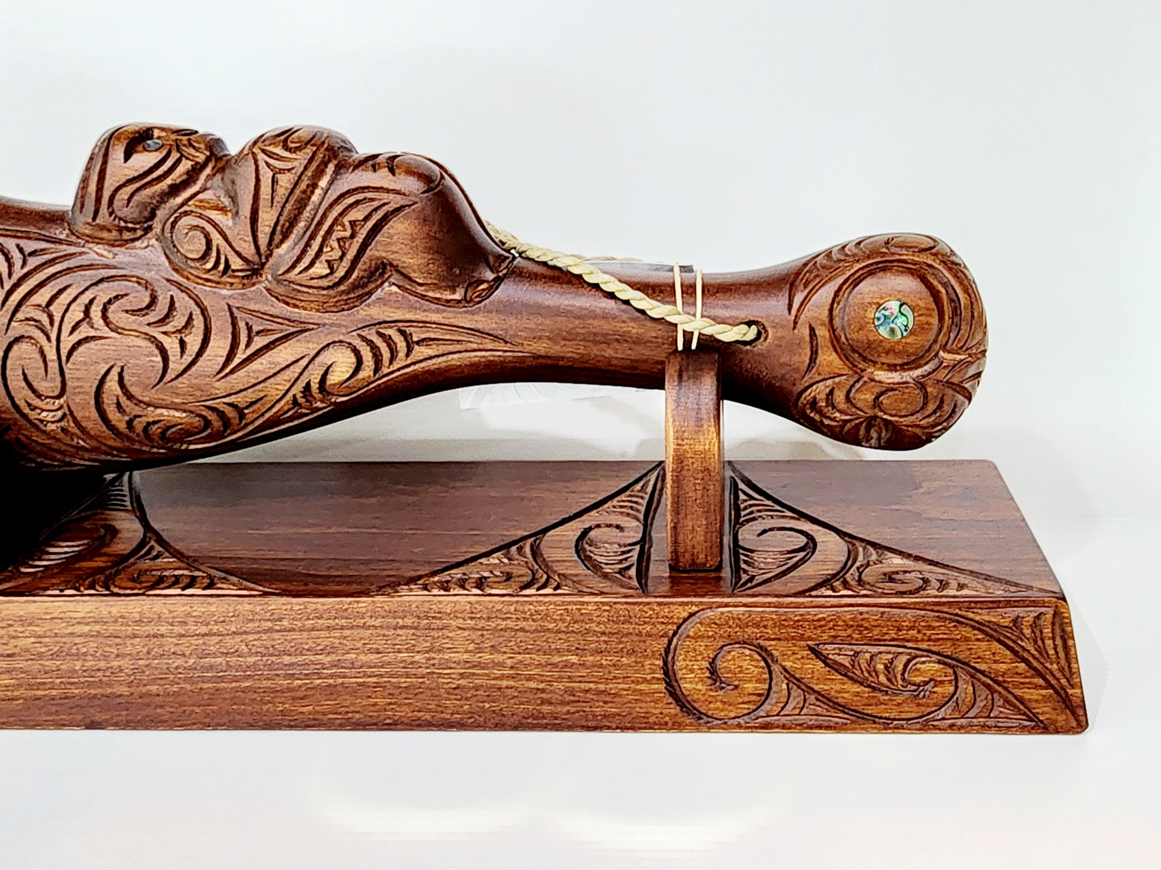 Large Carved Maori Wahaika Club with 21 Paua Inlaid on Stand 21st Keys Large Carved Maori Wahaika Club with 21 Paua Inlaid on Stand 21st Keys