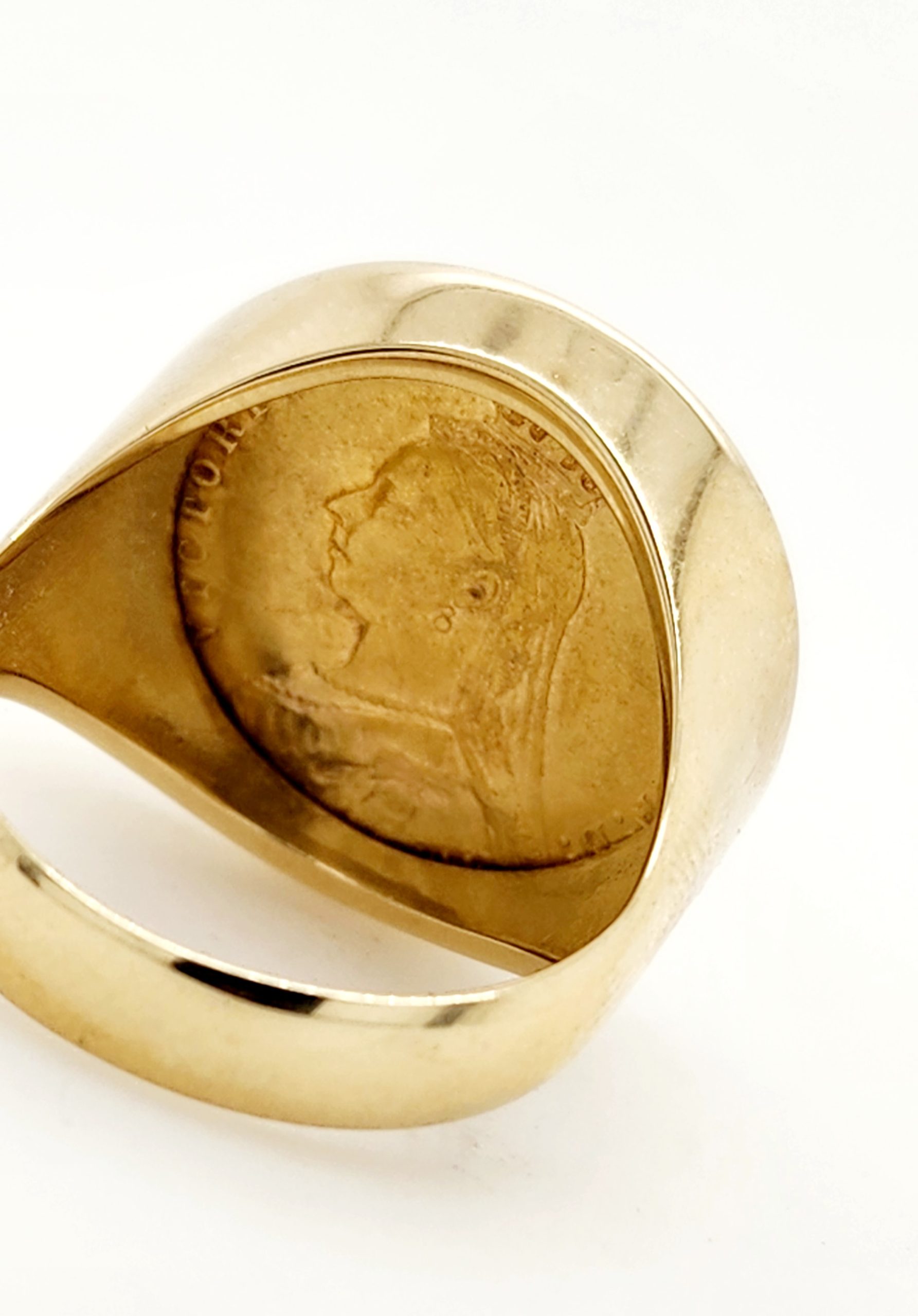 Full 1889 Queen Victoria Sovereign Ring in 9ct & 22ct Yellow Gold Gold Rings, Men's Gold Rings Full 1889 Queen Victoria Sovereign Ring in 9ct & 22ct Yellow Gold Gold Rings, Men's Gold Rings