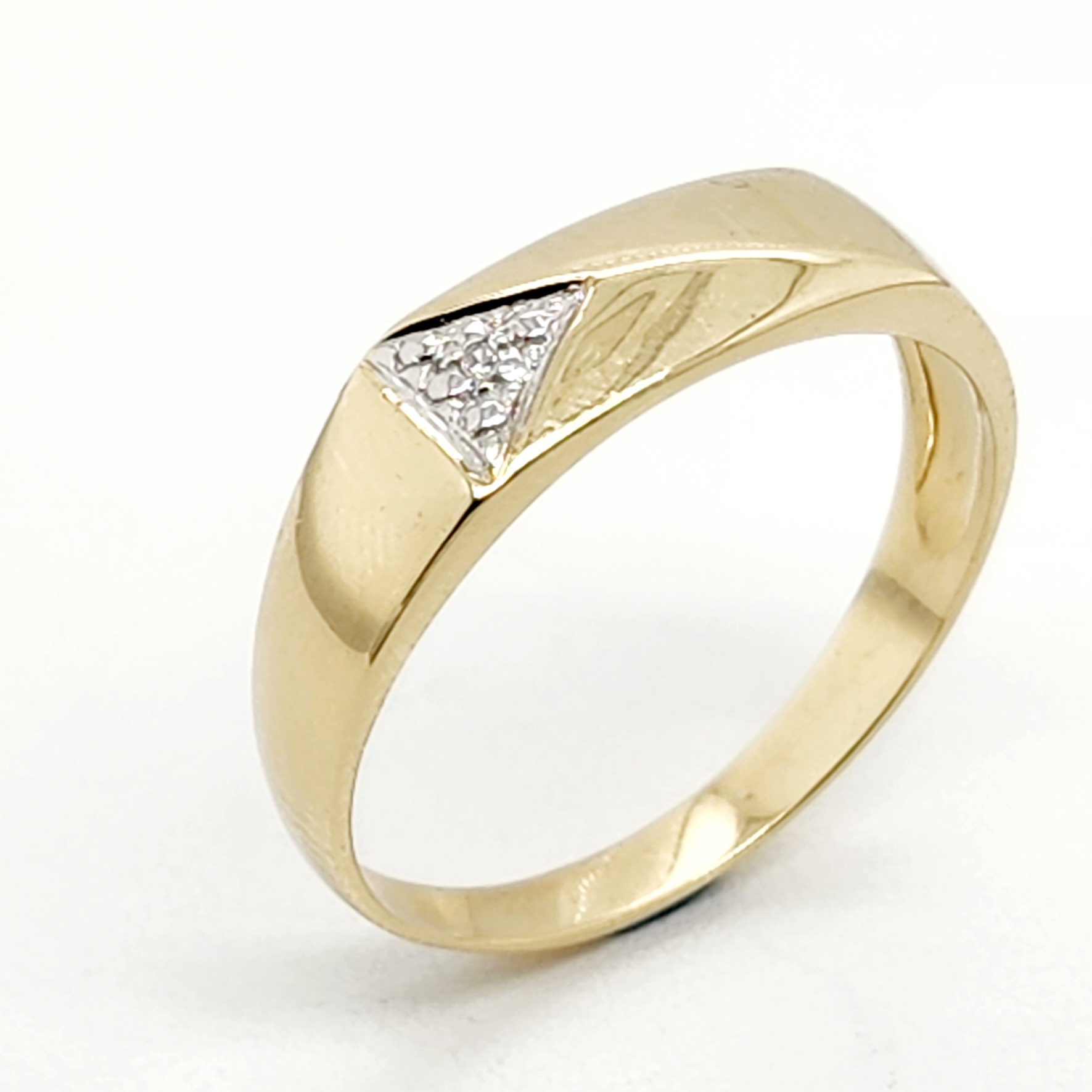 9ct Yellow Gold Gents Diamond Set Wedding / Dress Ring SKU-D6600 – 9ct Gold Rings, Men's Gold Rings 