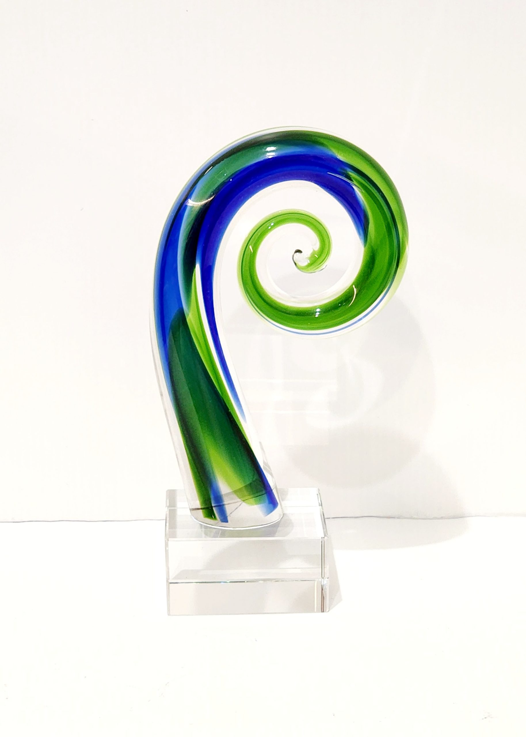 Beautiful Maori Design Koru - Punga Green & Blue Glass Award / Trophy - 170mm High 21st Keys 