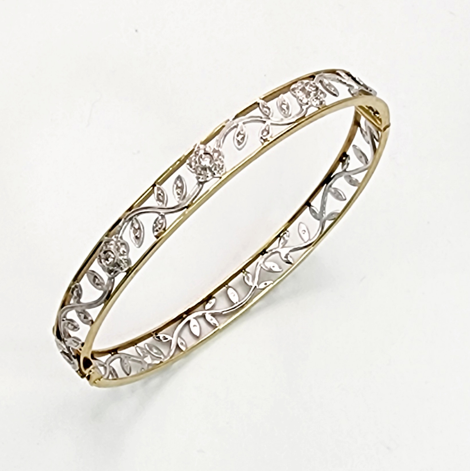 9ct Two-Tone Gold Vintage Style Hinged Flower Bangle with Diamond Setting Gold Chain 