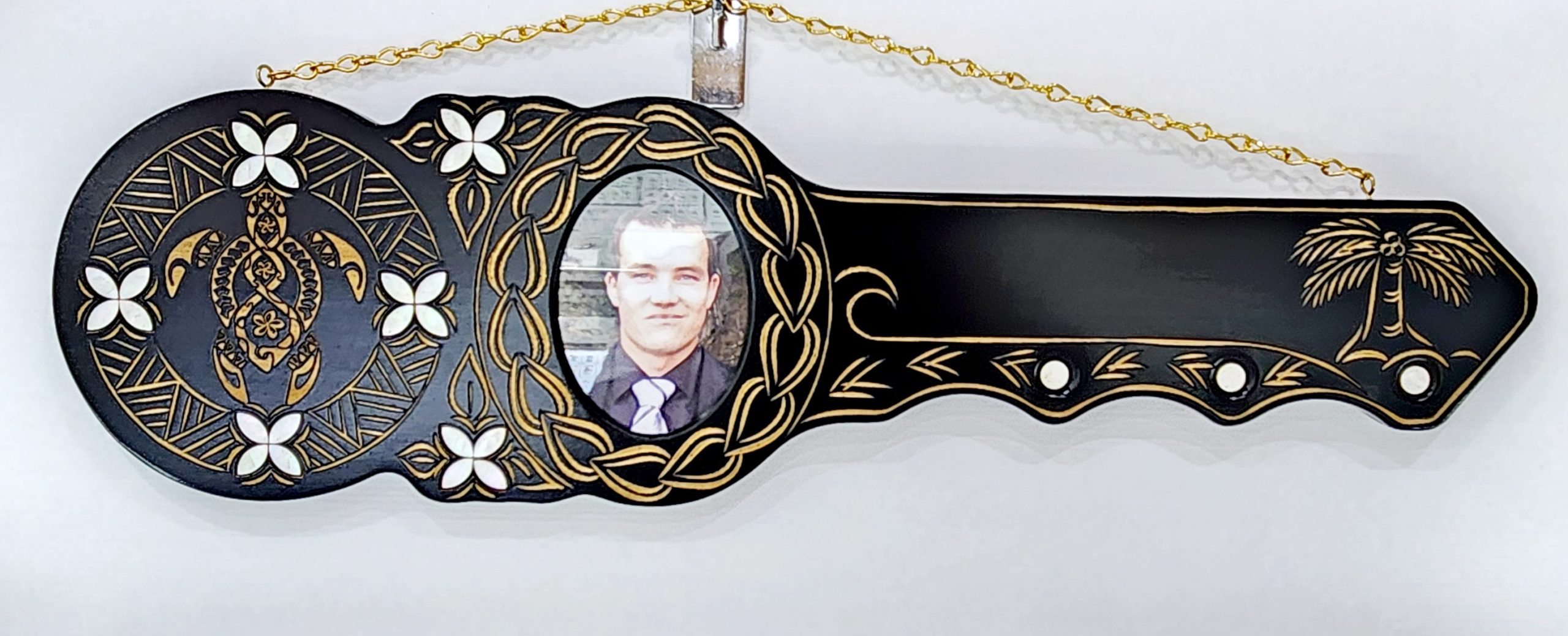 21st Hand Carved Island Design Key with Polynesian Tattoo Design Hui Turtle Triple Twist SKU-WM BLK TURTLE PETALS 21st Keys 