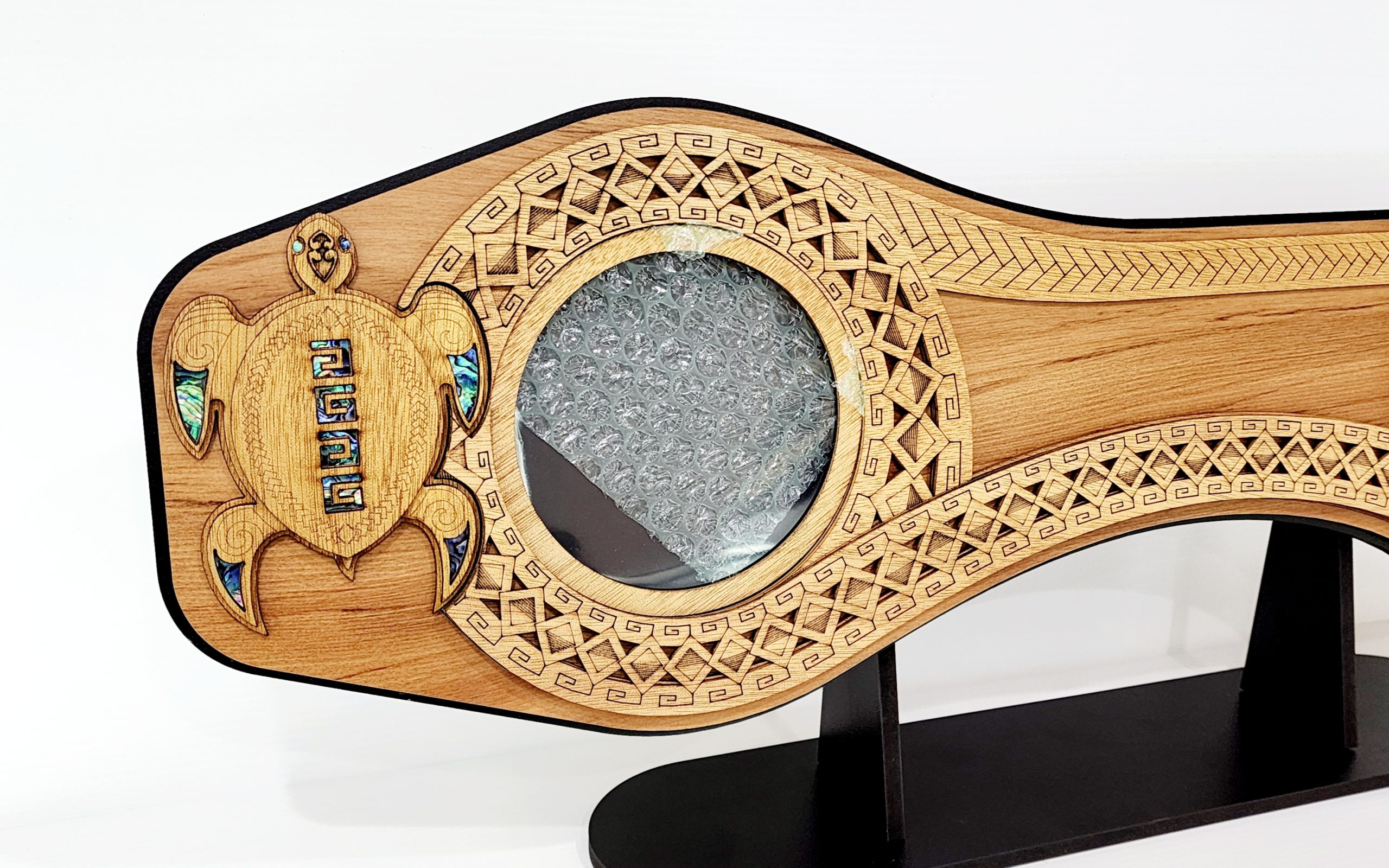 Polynesian Theme 21st Key with Turtle and Black Removable Stand 21st Keys Polynesian Theme 21st Key with Turtle and Black Removable Stand 21st Keys