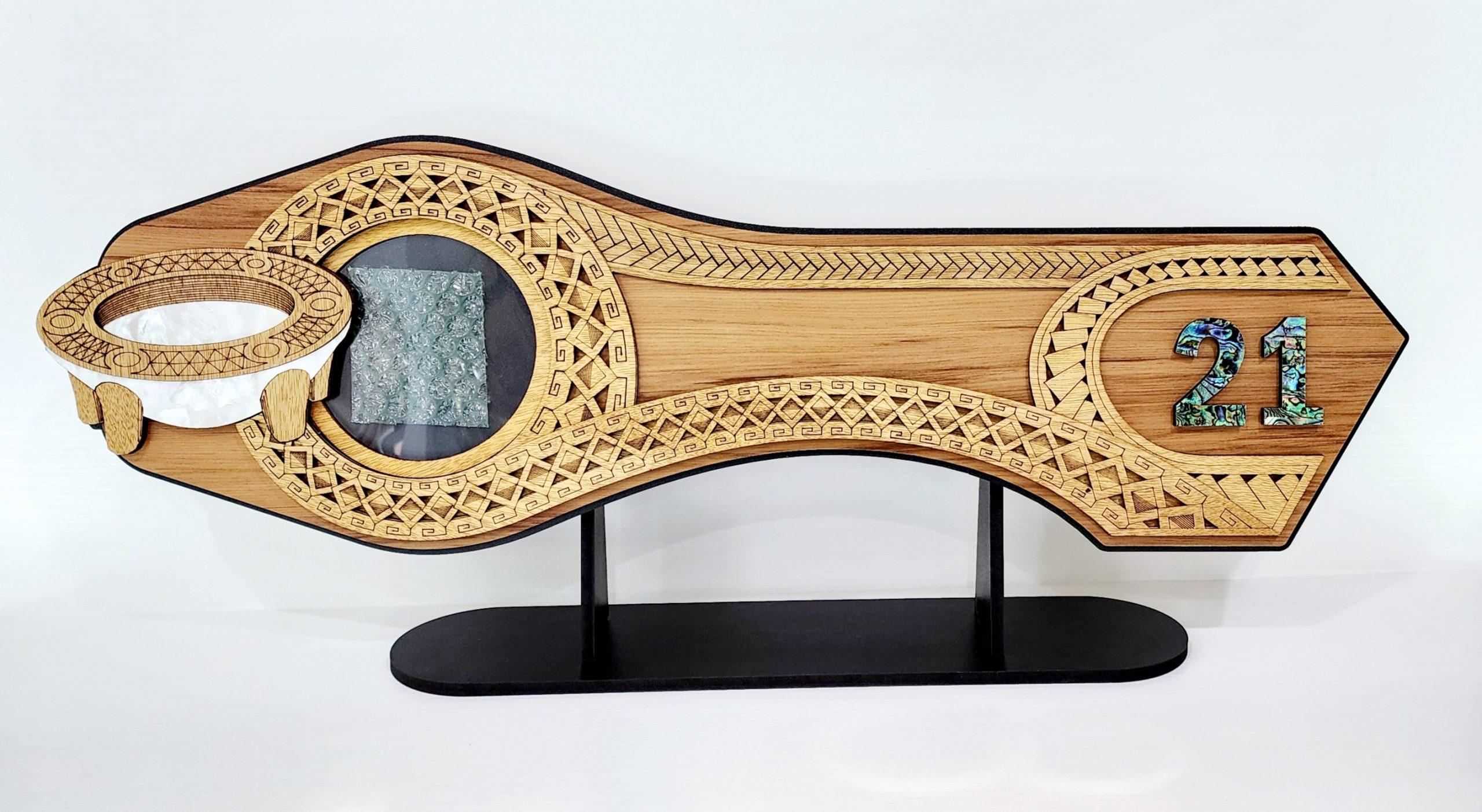 Polynesian Theme 21st Key with Tanoa Tanoa and Black Removable Stand 21st Keys 