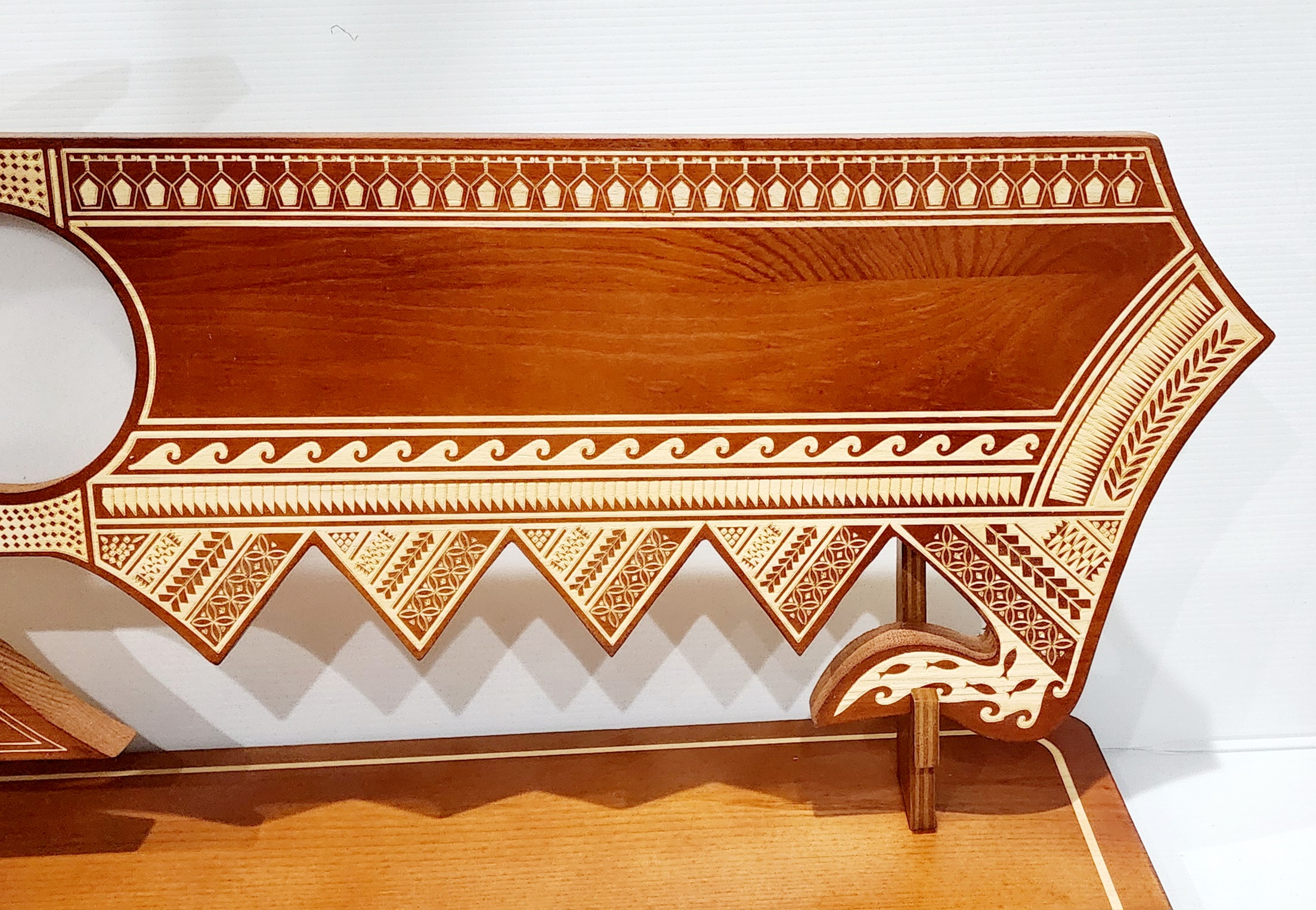 21st Wooden Key Brown Shade Island Design On Stand With Polynesian Tattoo Design Hui Turtle Triple Twist 21st Keys 21st Wooden Key Brown Shade Island Design On Stand With Polynesian Tattoo Design Hui Turtle Triple Twist 21st Keys