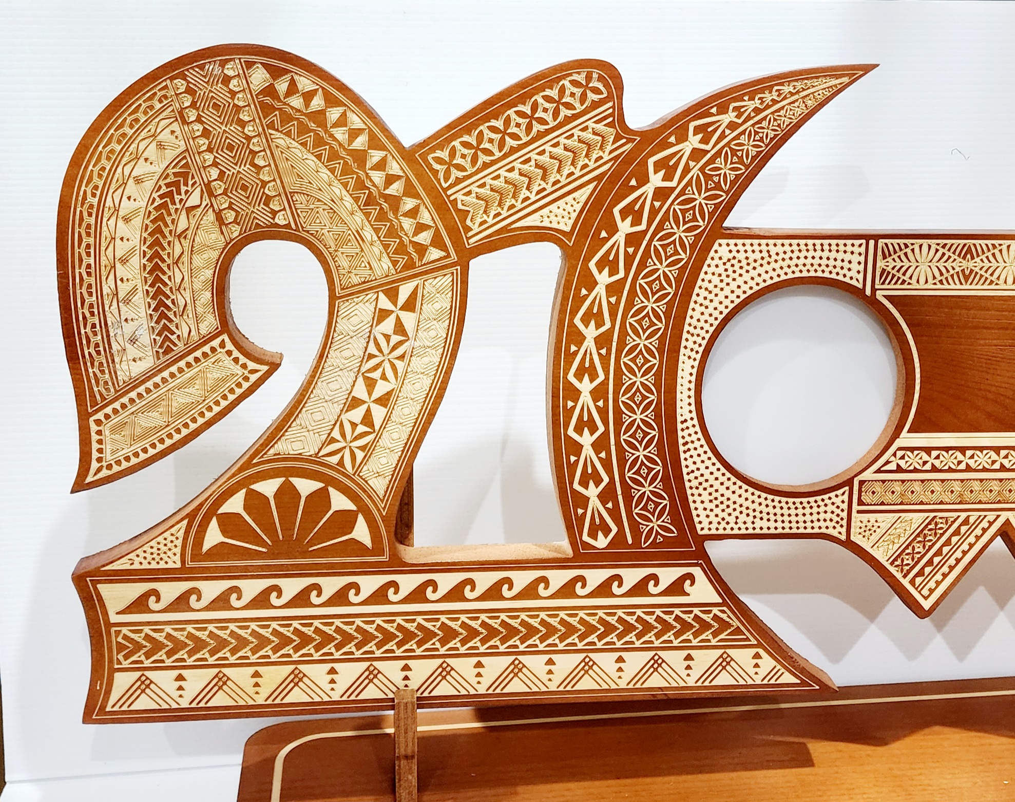 21st Wooden Key Brown Shade Island Design On Stand With Kiribati Flag 21st Keys 21st Wooden Key Brown Shade Island Design On Stand With Kiribati Flag 21st Keys