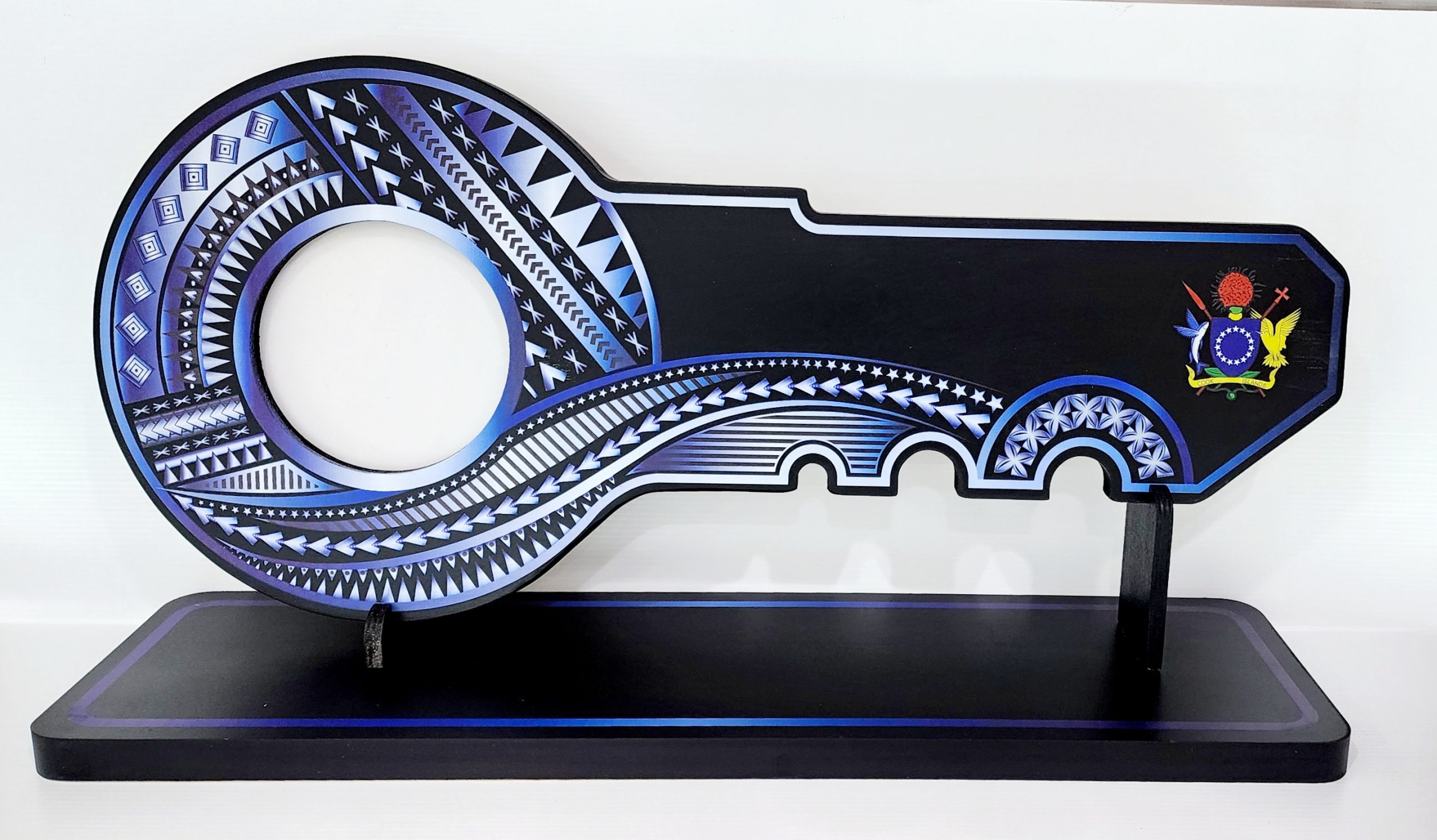 Island Design White & Blue Theme Colour UV Printed Birthday Key with Coat of Arms of Cook Island and Matching Colour Stand 21st Keys Island Design White & Blue Theme Colour UV Printed Birthday Key with Coat of Arms of Cook Island and Matching Colour Stand 21st Keys