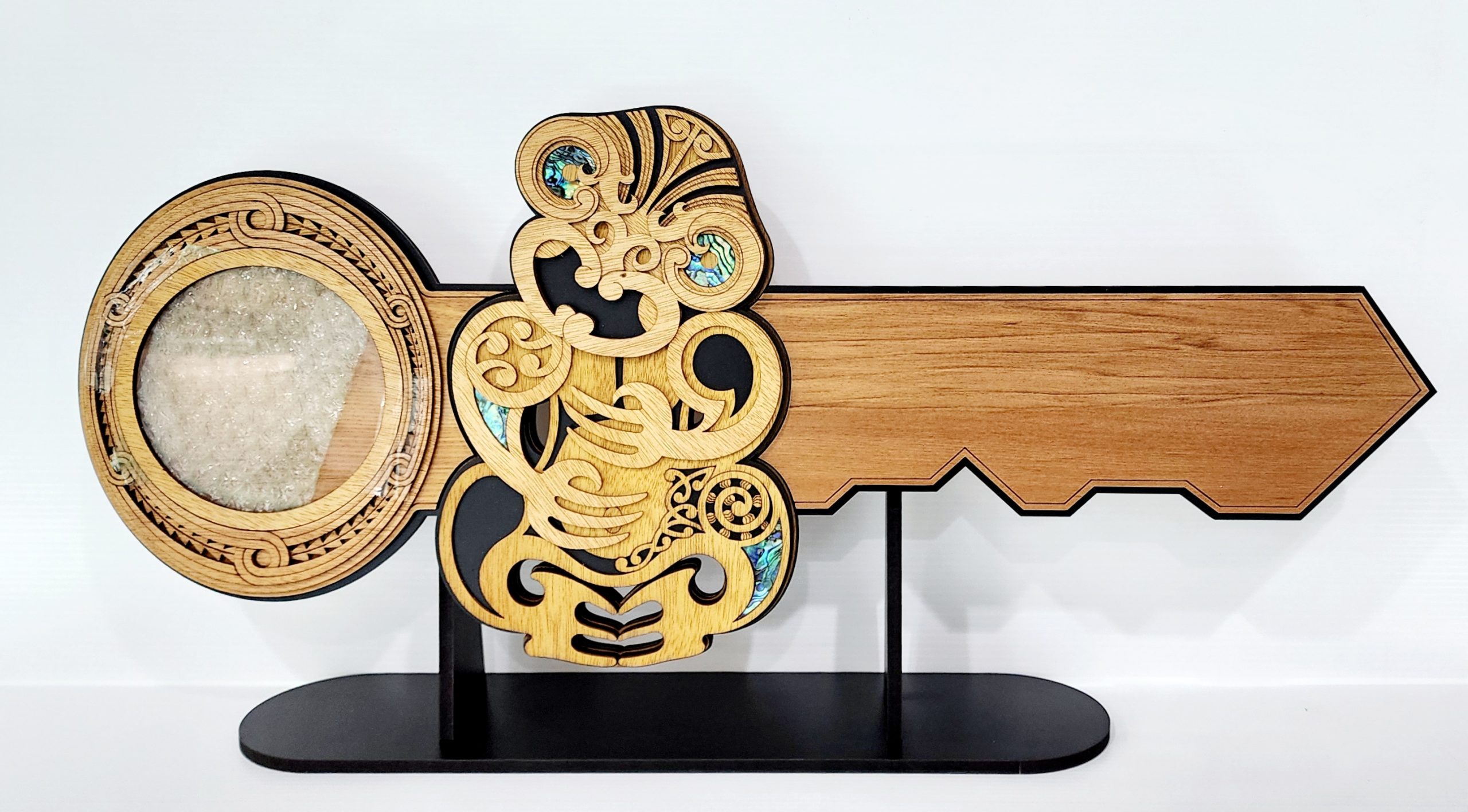 The Wei Tiki Birthday Key with Removable Stand 21st Keys 