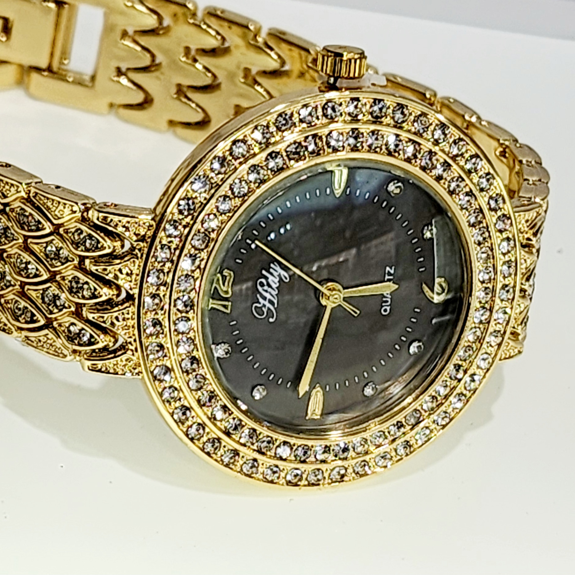 Ladies HIDY Fashion Dress Watch Gold Tone Case Black/Grey Dial Watch - Design 2407 Dress Watches Ladies HIDY Fashion Dress Watch Gold Tone Case Black/Grey Dial Watch - Design 2407 Dress Watches