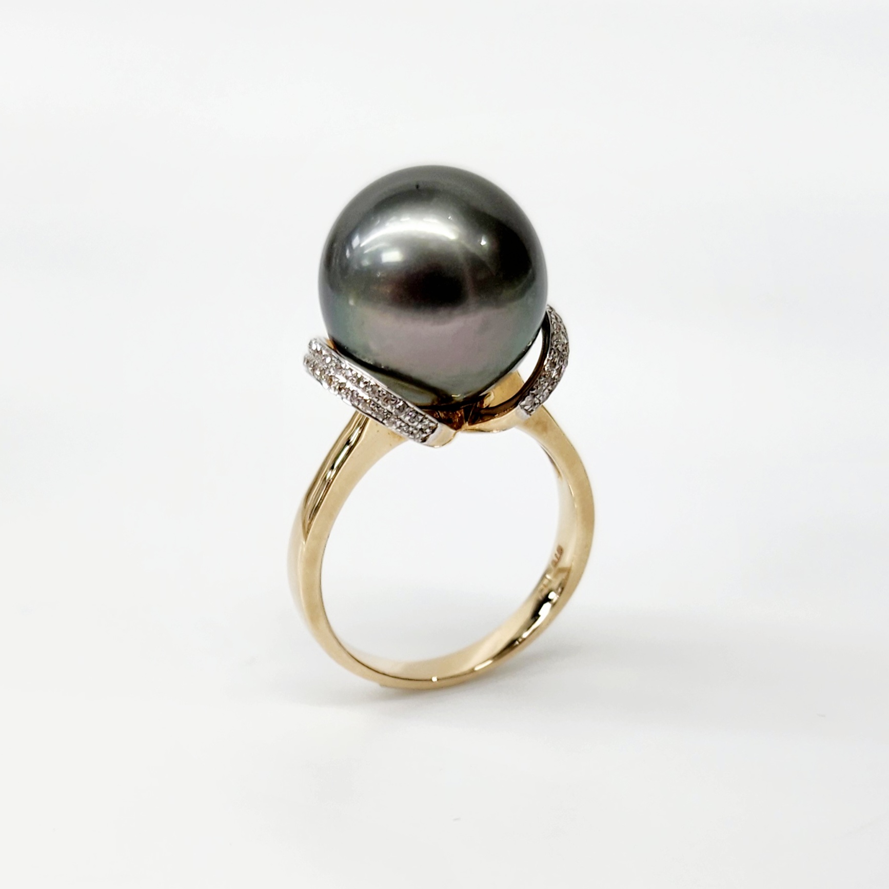 9ct Yellow Gold 14mm Tahitian Black Pearl Ring with Diamond Setting  