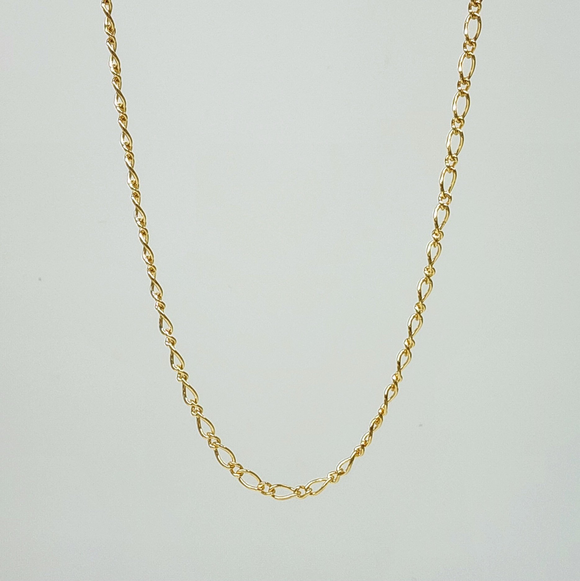 9ct Yellow Gold Oval Figaro 60 Gauge 1/1 Chain - 60cm Gold Chain 9ct Yellow Gold Oval Figaro 60 Gauge 1/1 Chain - 60cm Gold Chain