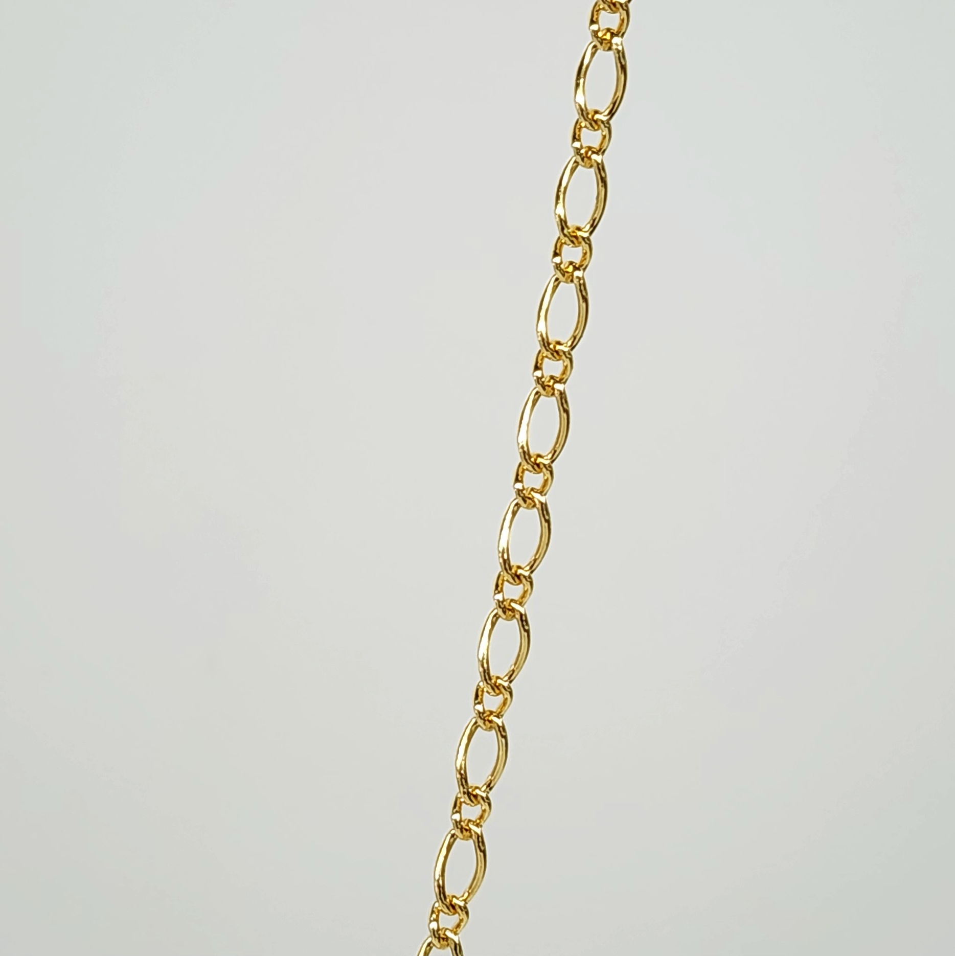9ct Yellow Gold Oval Figaro 60 Gauge 1/1 Chain - 60cm Gold Chain 9ct Yellow Gold Oval Figaro 60 Gauge 1/1 Chain - 60cm Gold Chain