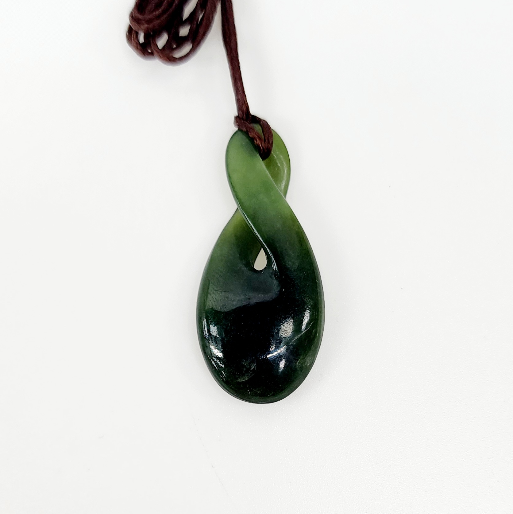 New Zealand Greenstone Single Twist Necklace Greenstone Jewellery 