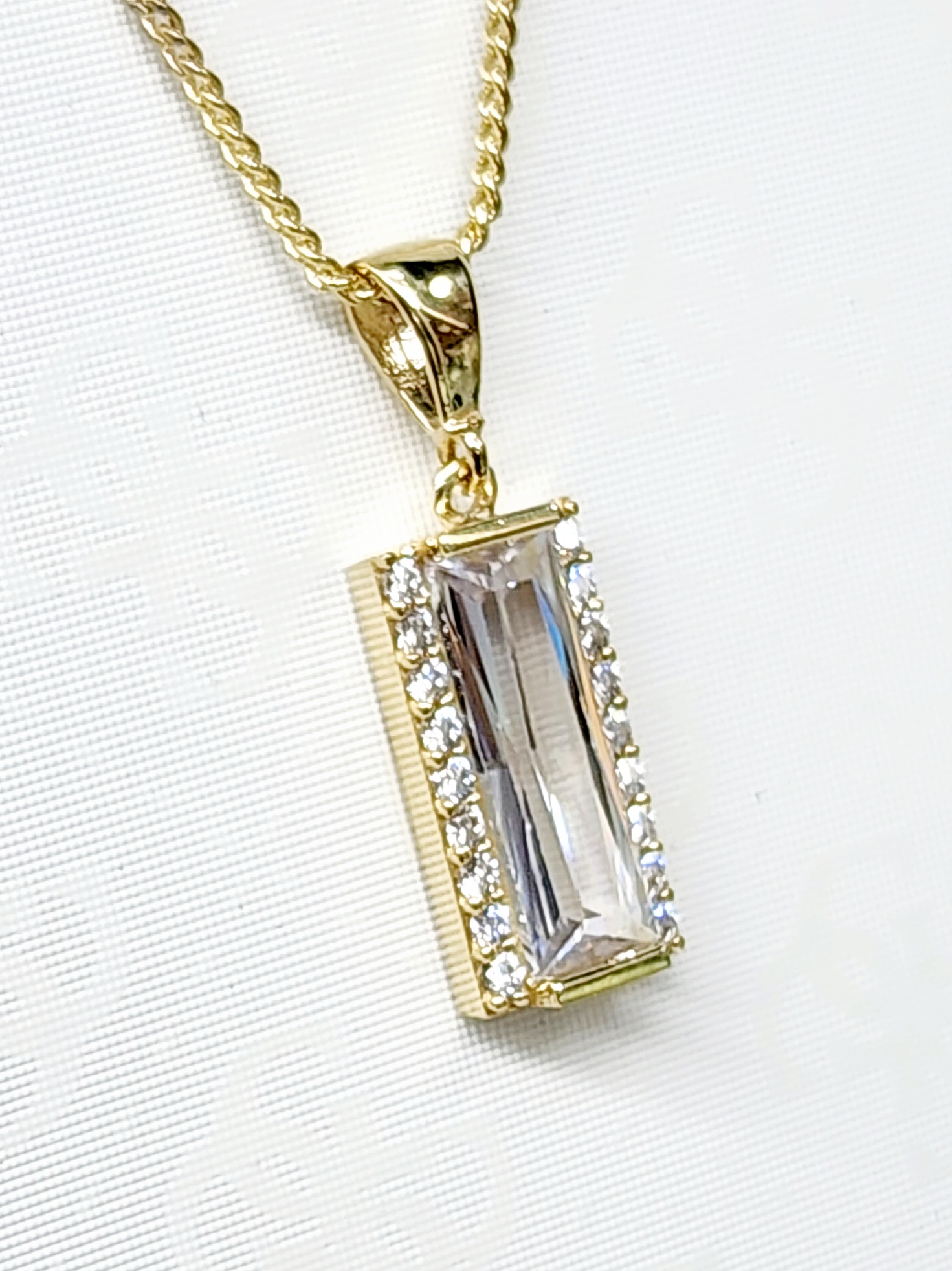 9ct Yellow Gold 6.7mm x 13mm Rectangle CZ with CZ Border Pendant Gold Bracelets 