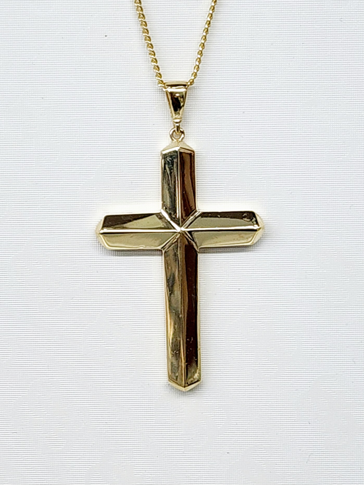 9ct Yellow Gold Bevelled Cross Pendant 22mm x 41mm Gold Bracelets 9ct Yellow Gold Bevelled Cross Pendant 22mm x 41mm Gold Bracelets