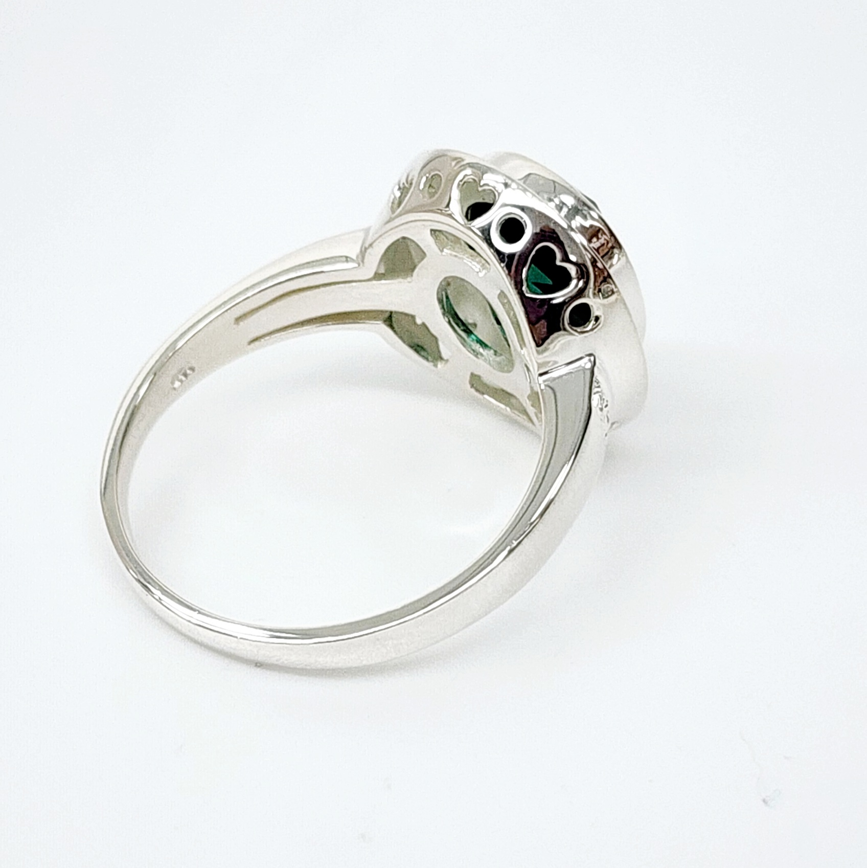 Sterling Silver 10mm x 13mm Ocal Cut Bezel Set Green CZ and Halo CZ Setting Ladies Dress Ring Sterling Silver Rings Sterling Silver 10mm x 13mm Ocal Cut Bezel Set Green CZ and Halo CZ Setting Ladies Dress Ring Sterling Silver Rings