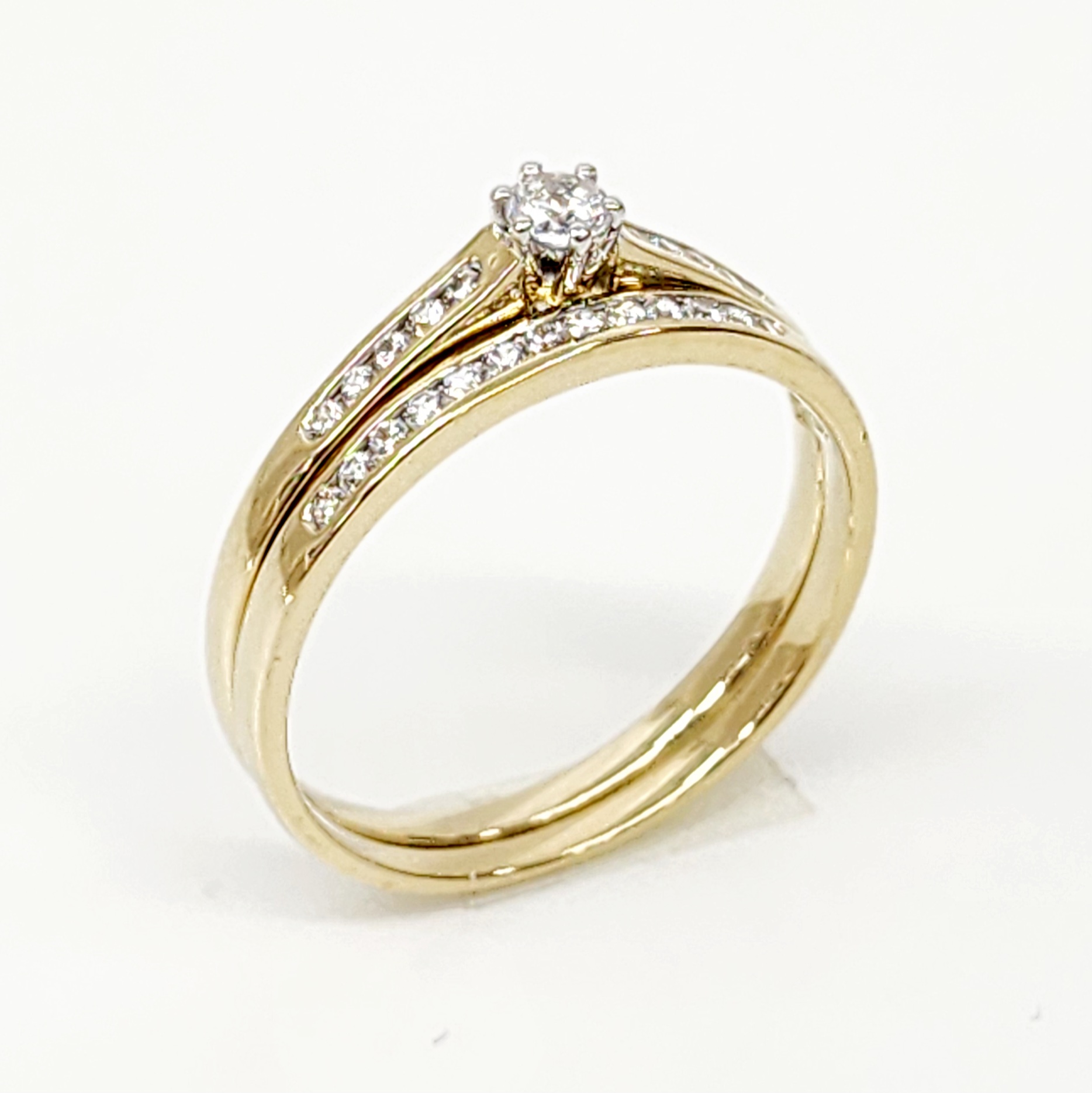 9ct Yellow Gold Ladies 2 Piece Cubic Ziconia Bridal / Wedding Set 9ct Gold Ring, Gold Jewellery, Gold Rings 9ct Yellow Gold Ladies 2 Piece Cubic Ziconia Bridal / Wedding Set 9ct Gold Ring, Gold Jewellery, Gold Rings