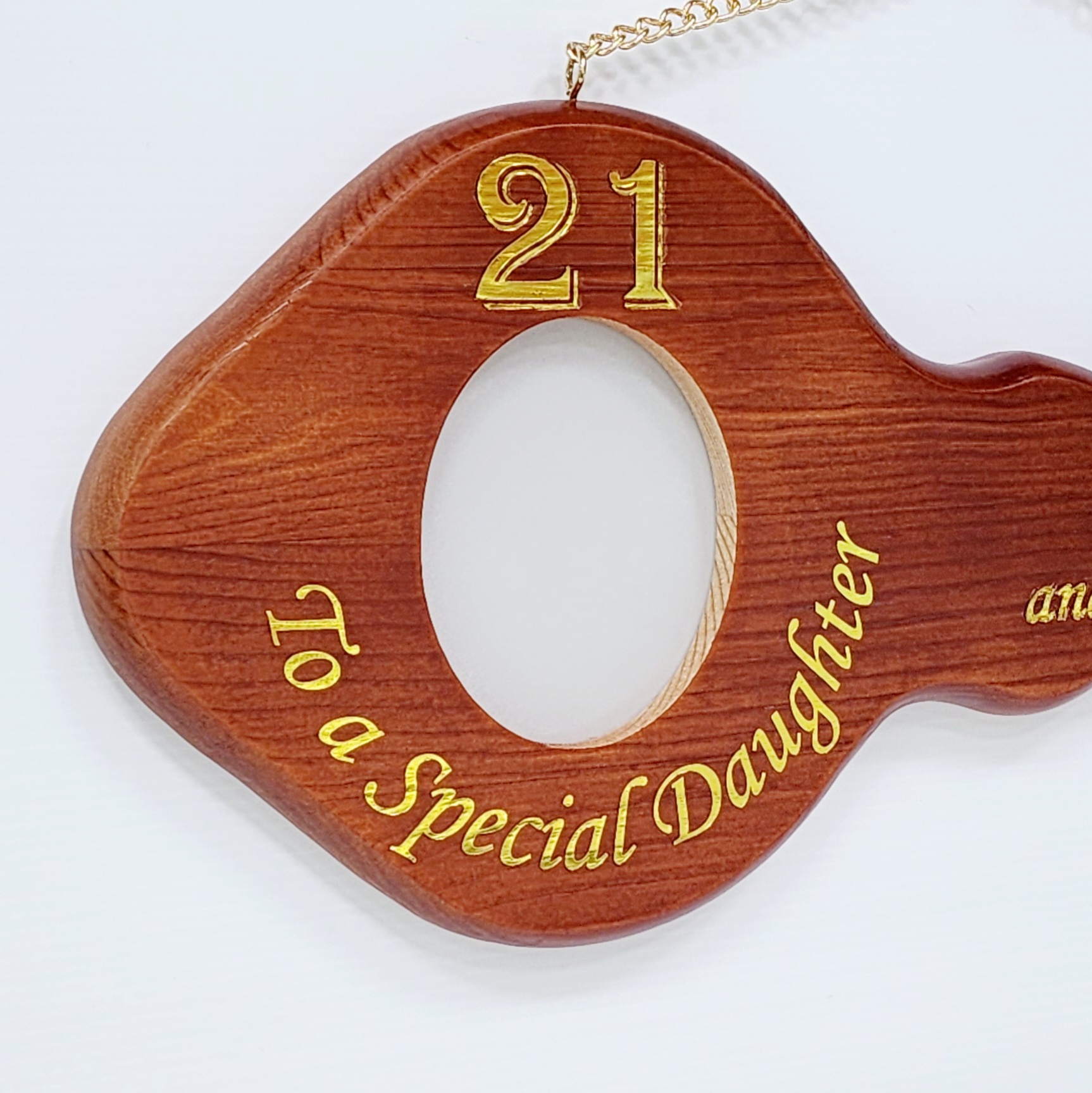 21st Wooden Key with Gold Foil Printing "To a Special Daughter" - SJ2420 21st Keys 21st Wooden Key with Gold Foil Printing "To a Special Daughter" - SJ2420 21st Keys