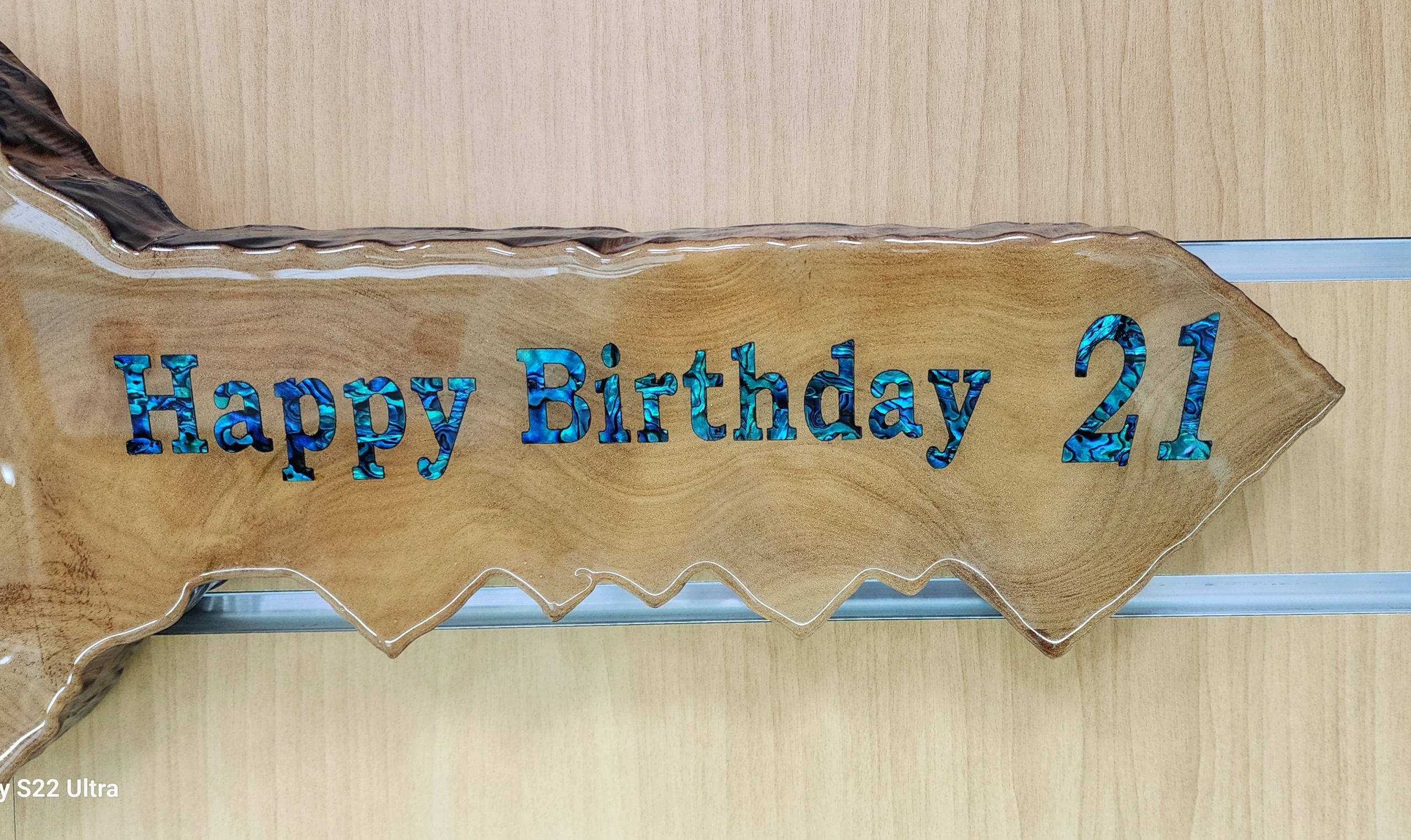 New Zealand Swamp Kauri 21st Wooden Key with Photo Insert - KW2506 21st Keys New Zealand Swamp Kauri 21st Wooden Key with Photo Insert - KW2506 21st Keys