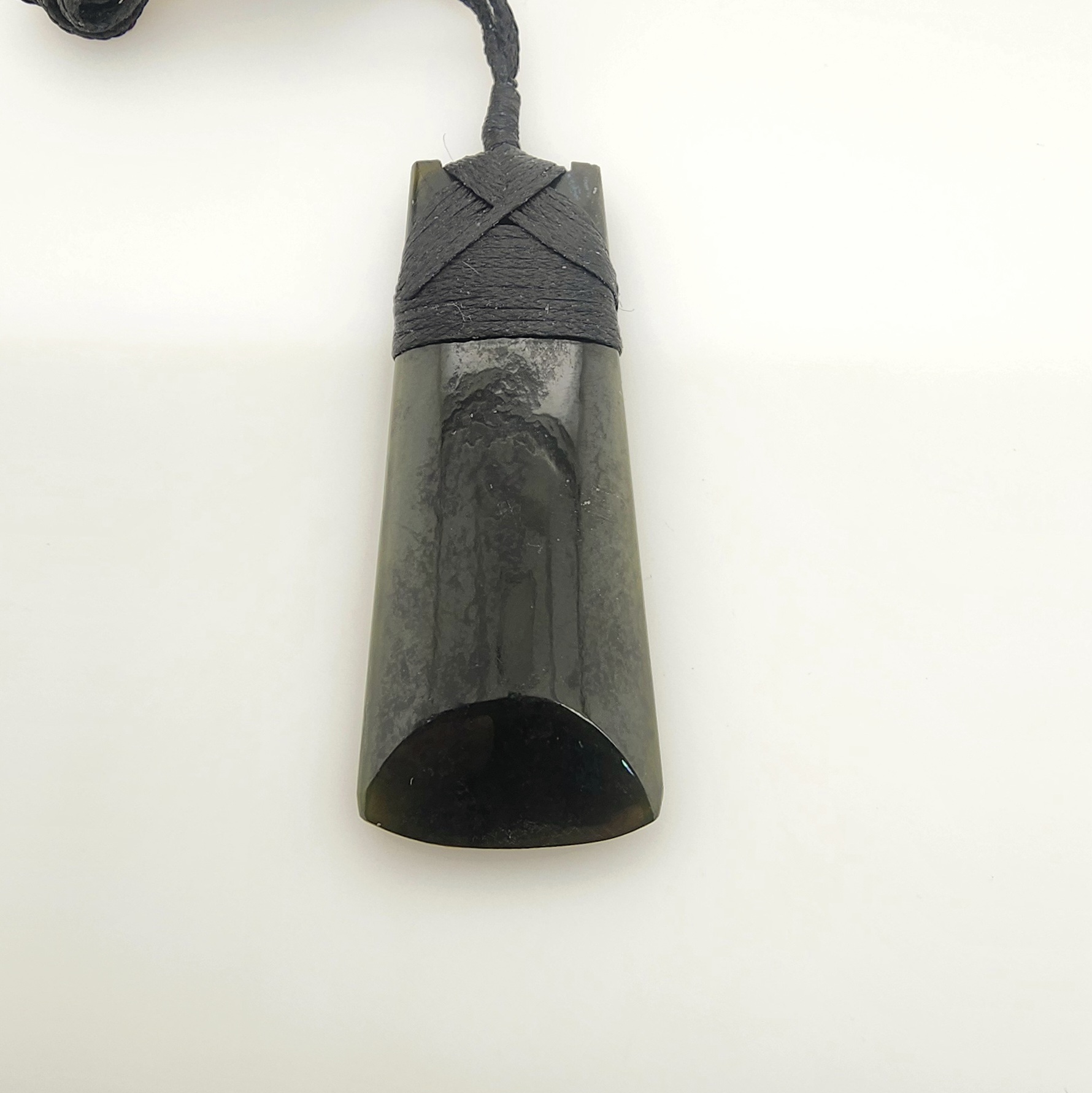 New Zealand Pounamu Bounded Toki Necklace - HPFF60.60B Greenstone?Jewellery New Zealand Pounamu Bounded Toki Necklace - HPFF60.60B Greenstone?Jewellery