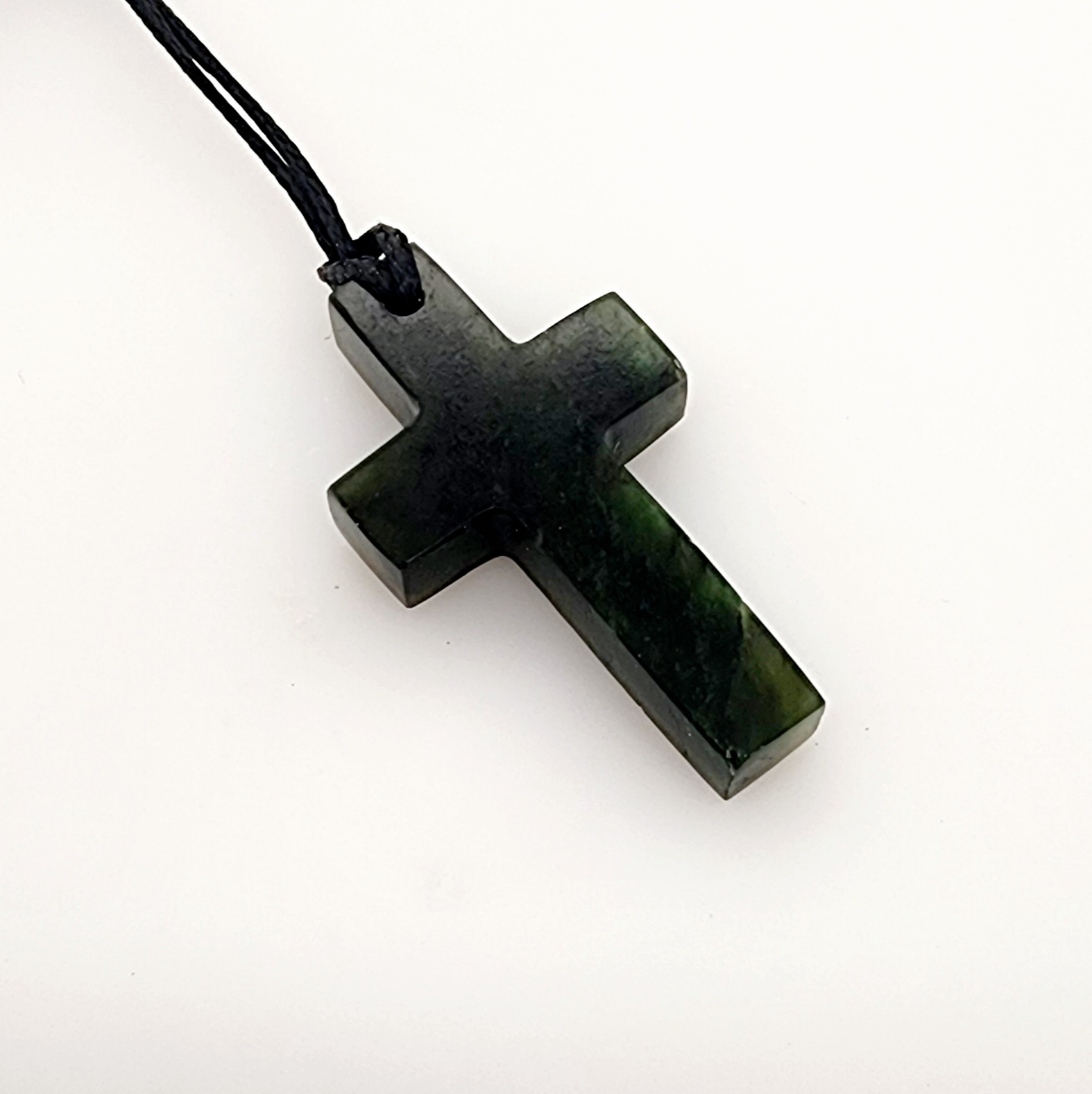 New Zealand Pounamu Cross Necklace - HPCR30.38 Greenstone?Jewellery New Zealand Pounamu Cross Necklace - HPCR30.38 Greenstone?Jewellery