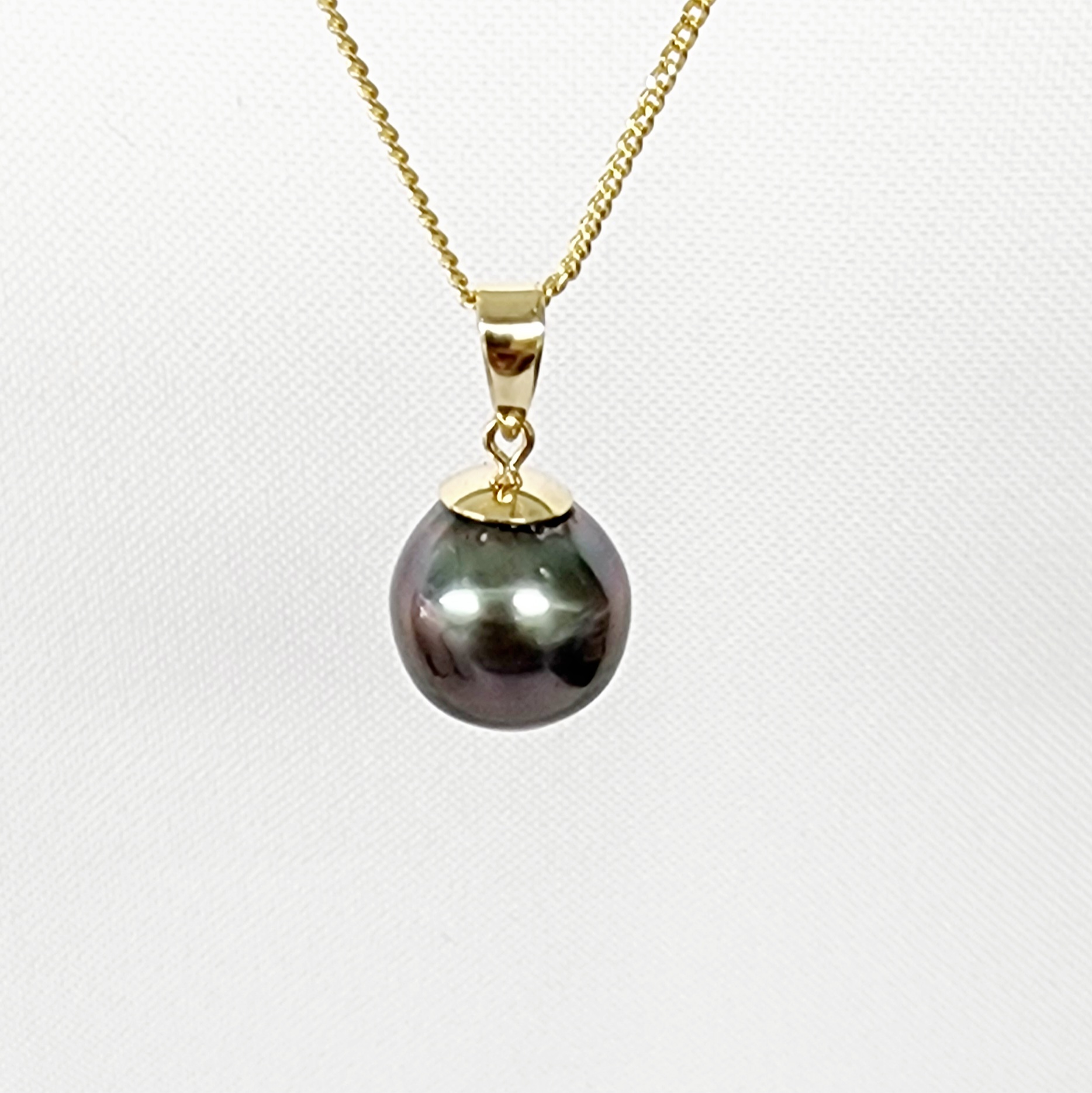 9ct Yellow Gold 11.0-11.5mm Round Tahitian Pearl Pendant - DDZ01  