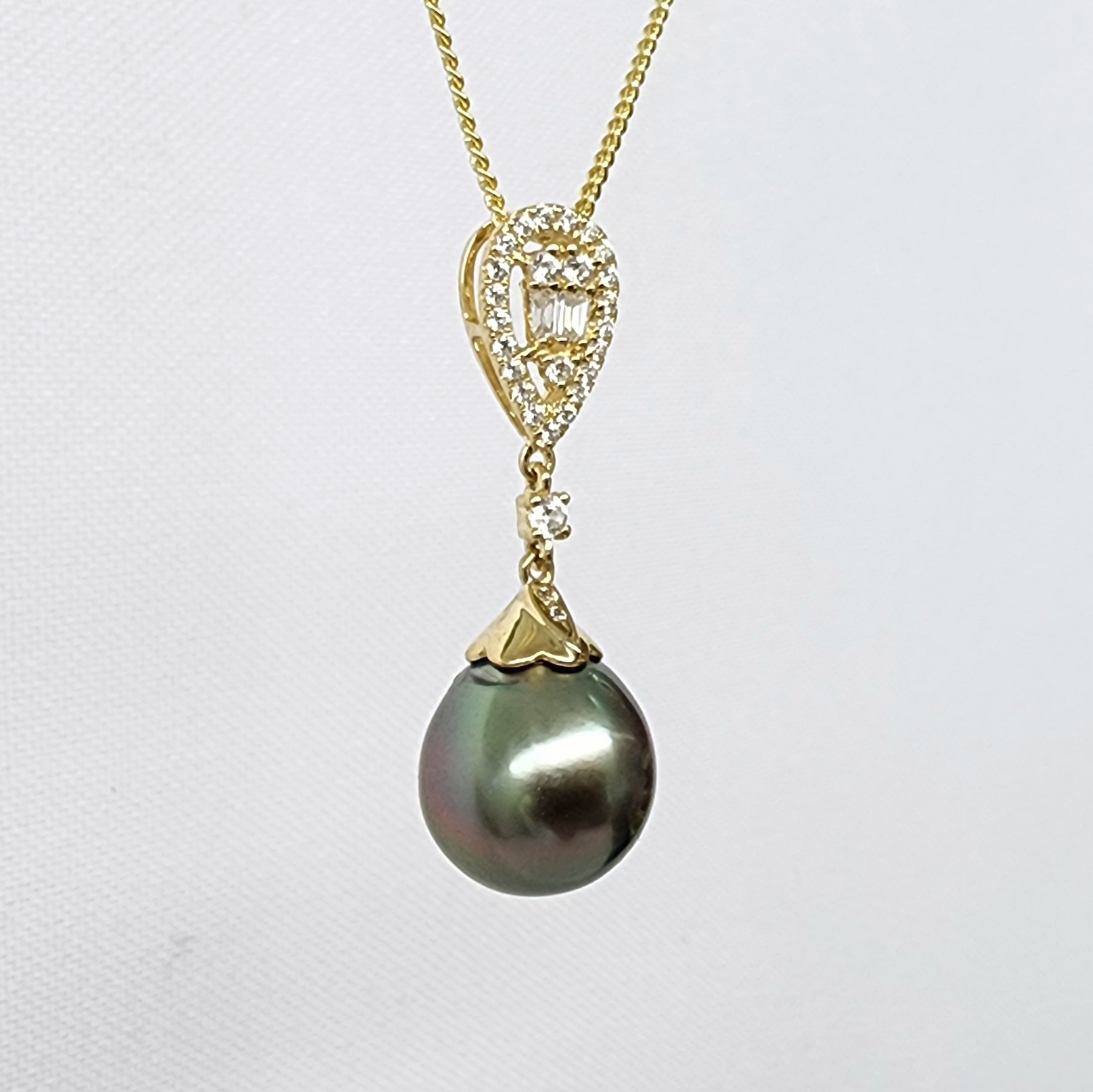 9ct Yellow Gold 11.0-11.50mm Teardrop Tahitian Black Pearl with Cubic Zirconia Setting Pendant - YP20041155/1  