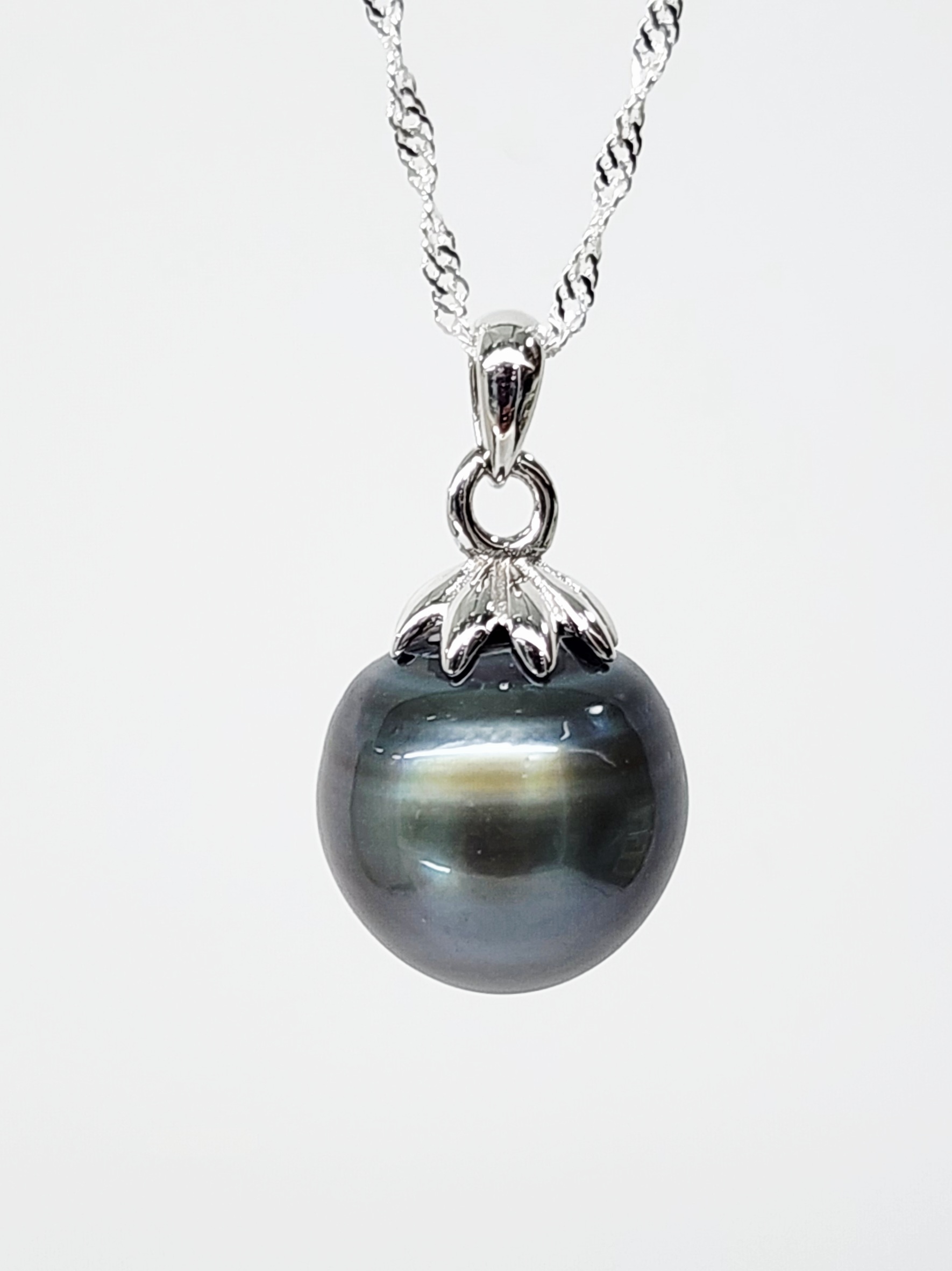 Sterling Silver 12-13mm Round Tahitian Green/Black Pearl Pendant with Sterling Silver Cap - SSTD03 Greenstone?Jewellery 