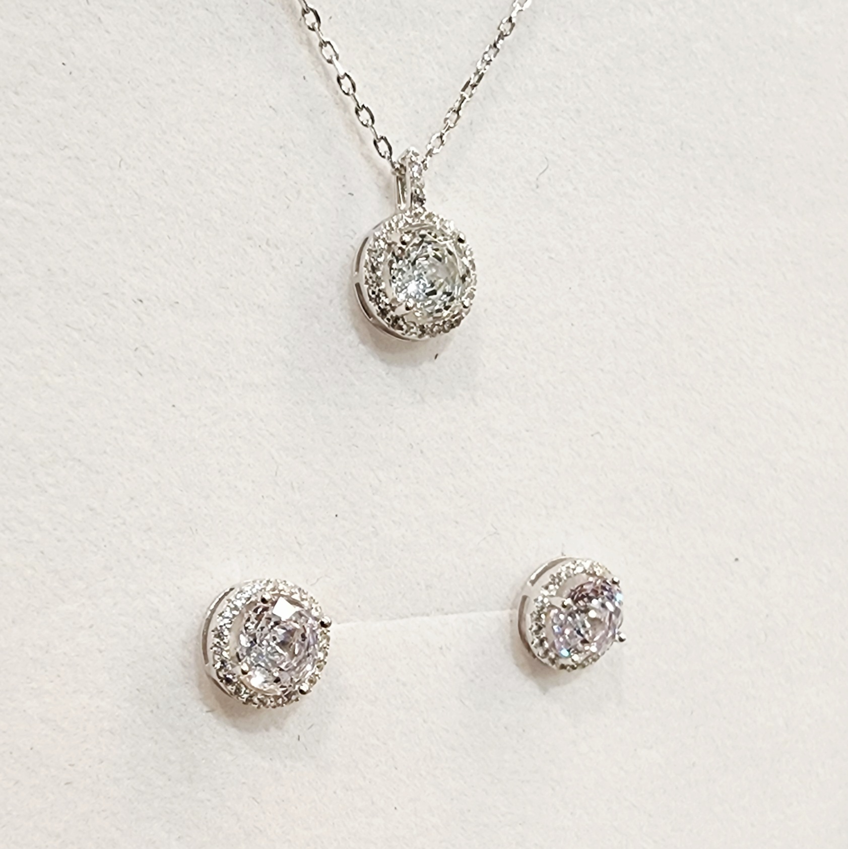 Sterling Silver Halo Setting Pendant & Stud Earrings Set with Cubic Zirconia Setting - SSPESET04 Greenstone?Jewellery 