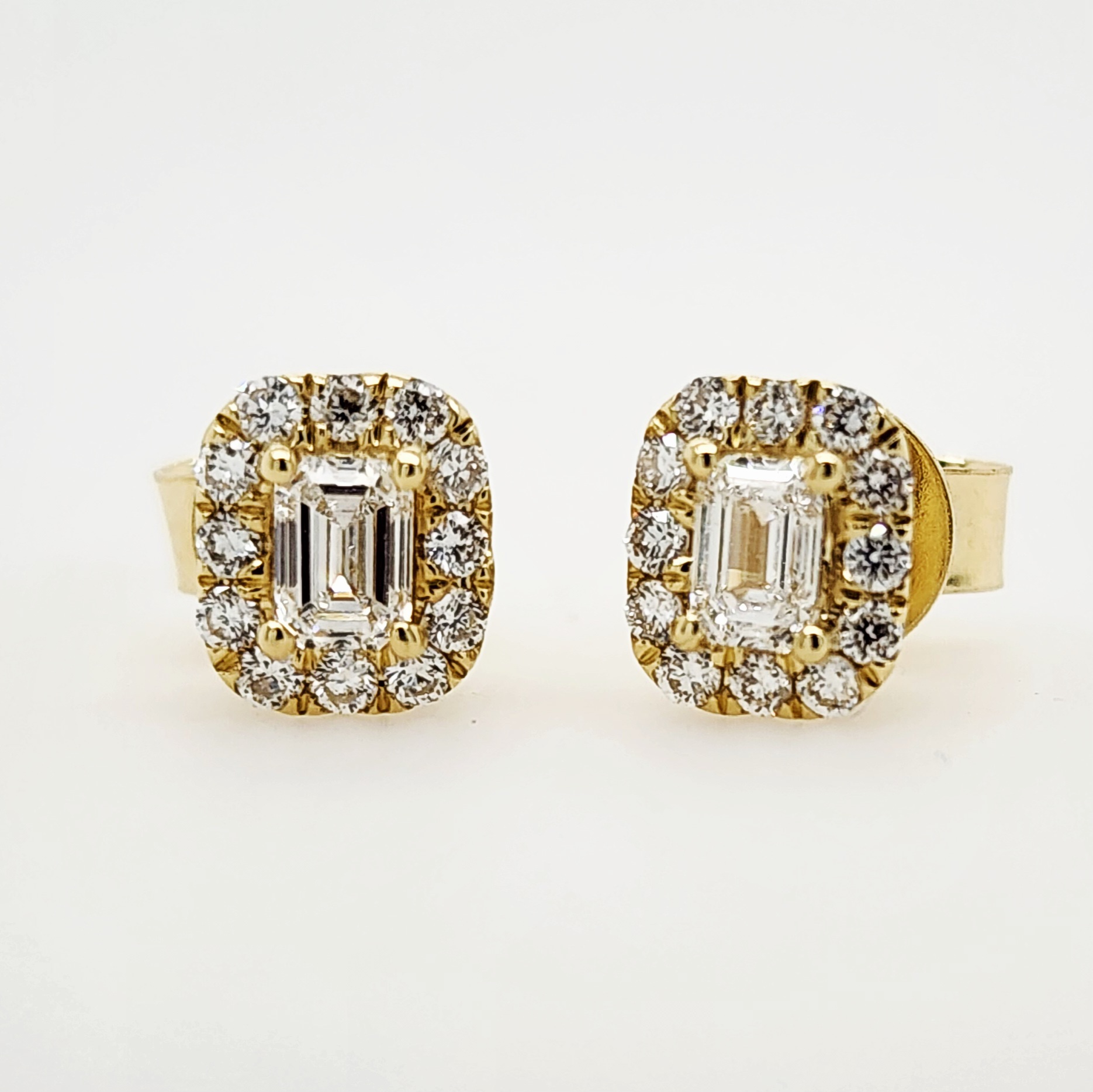 9ct Yellow Gold Lab-Grown 0.52ct Diamond Cluster Stud Earrings - AUER840 Gold Earrings 