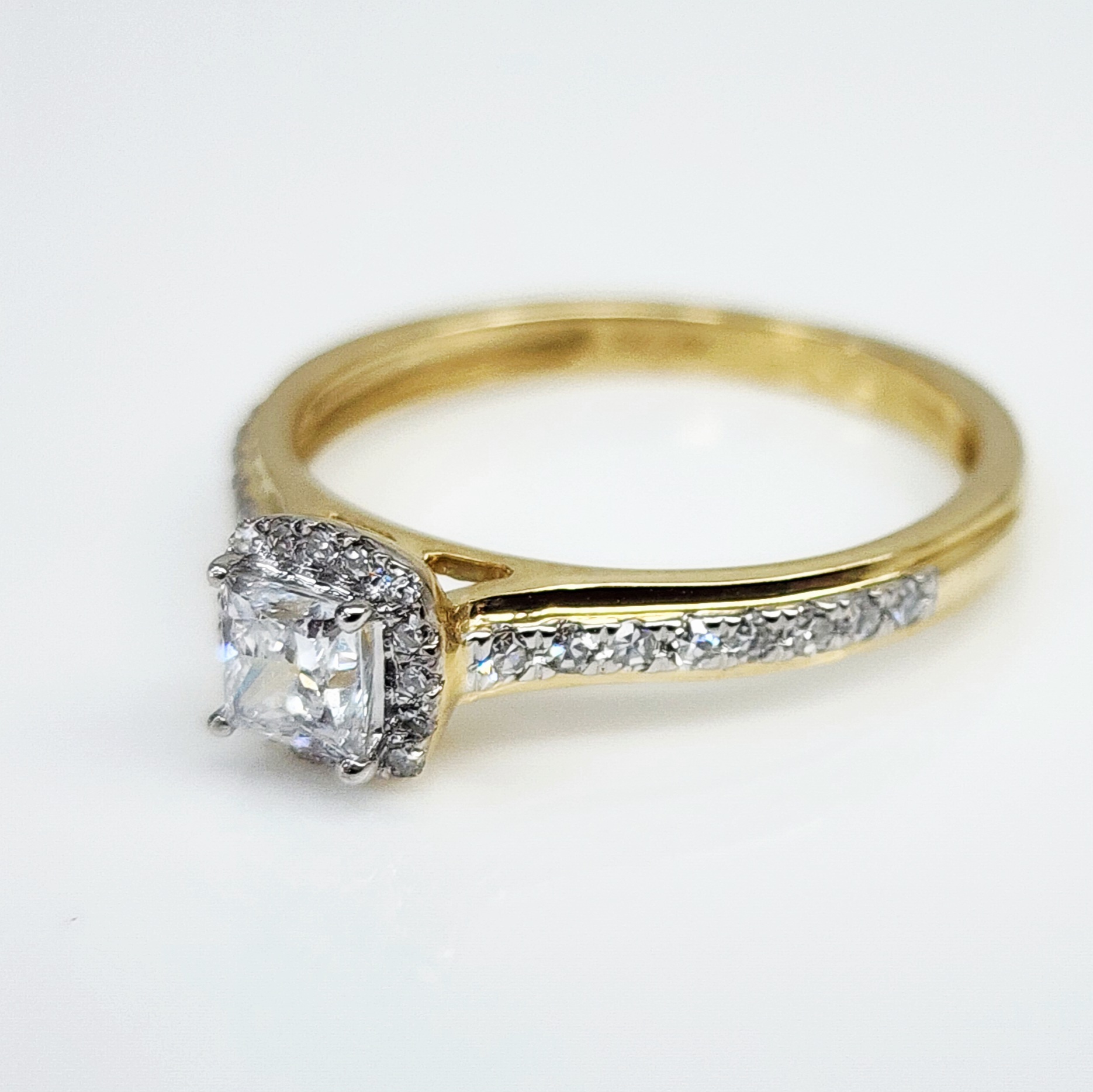 14ct Yellow Gold Lab Grown Diamond Engagement Ring 0.50ct TDW EF/VS – Princess Cut with Halo - LGR44064 Gold Earrings 14ct Yellow Gold Lab Grown Diamond Engagement Ring 0.50ct TDW EF/VS – Princess Cut with Halo - LGR44064 Gold Earrings