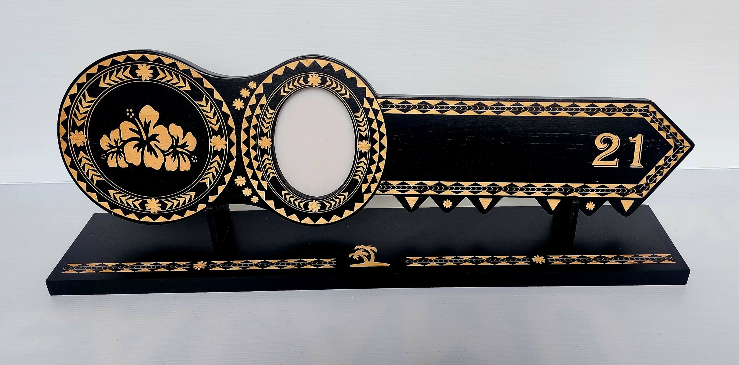 Island Design Wooden Birthday Key with Three Hibiscus Flowers & "21" Laser Engraved – SJ2510BLK 21st Keys Island Design Wooden Birthday Key with Three Hibiscus Flowers & "21" Laser Engraved – SJ2510BLK 21st Keys