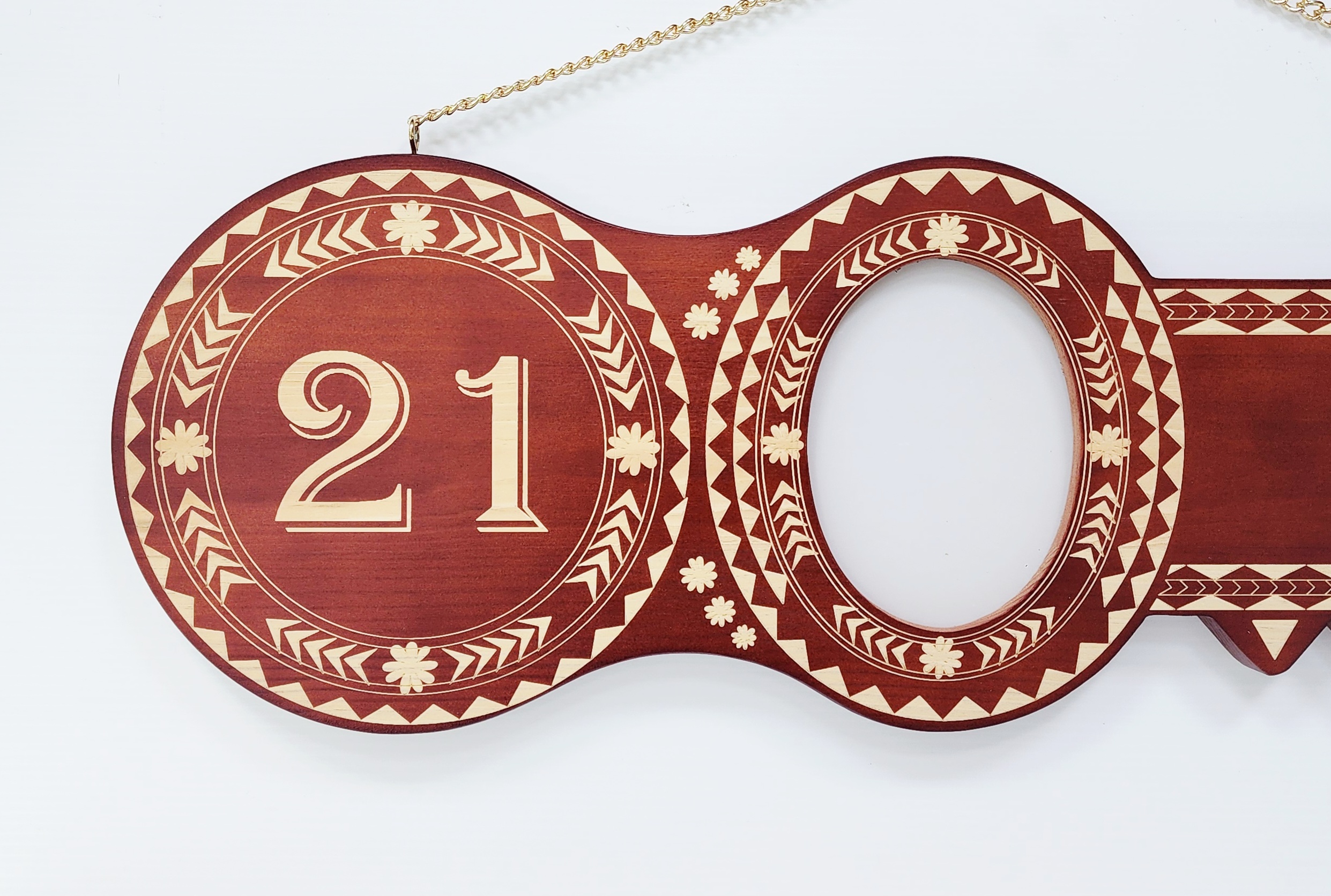 Island Design Wooden Birthday Key with "21" Laser Engraved – SJ2511DB 21st Keys Island Design Wooden Birthday Key with "21" Laser Engraved – SJ2511DB 21st Keys