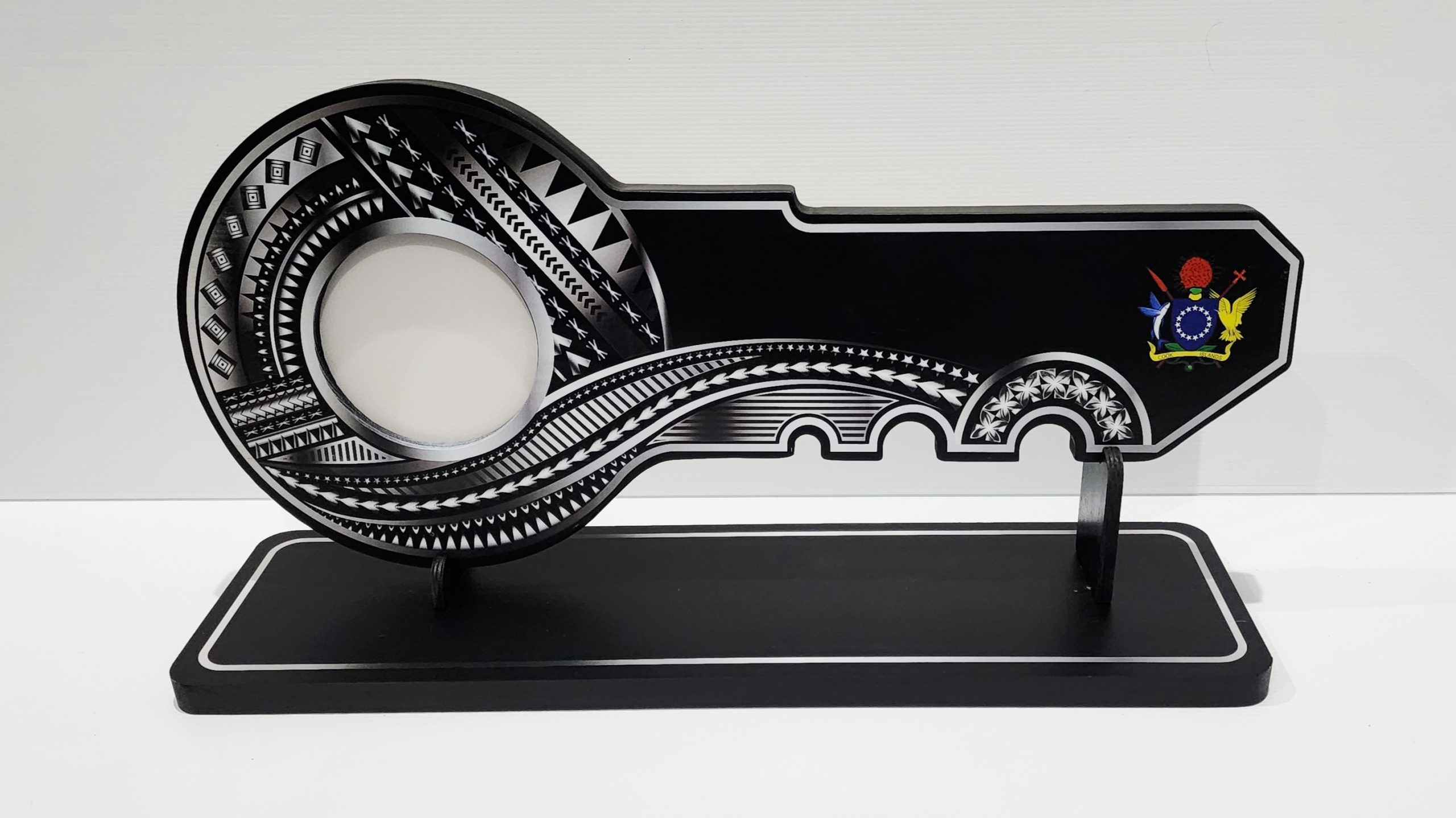 Island Design Silver Theme Colour UV Printed Wooden Birthday Key with "Coat of arms of Cook Island" – SJ2263 21st Keys Island Design Silver Theme Colour UV Printed Wooden Birthday Key with "Coat of arms of Cook Island" – SJ2263 21st Keys