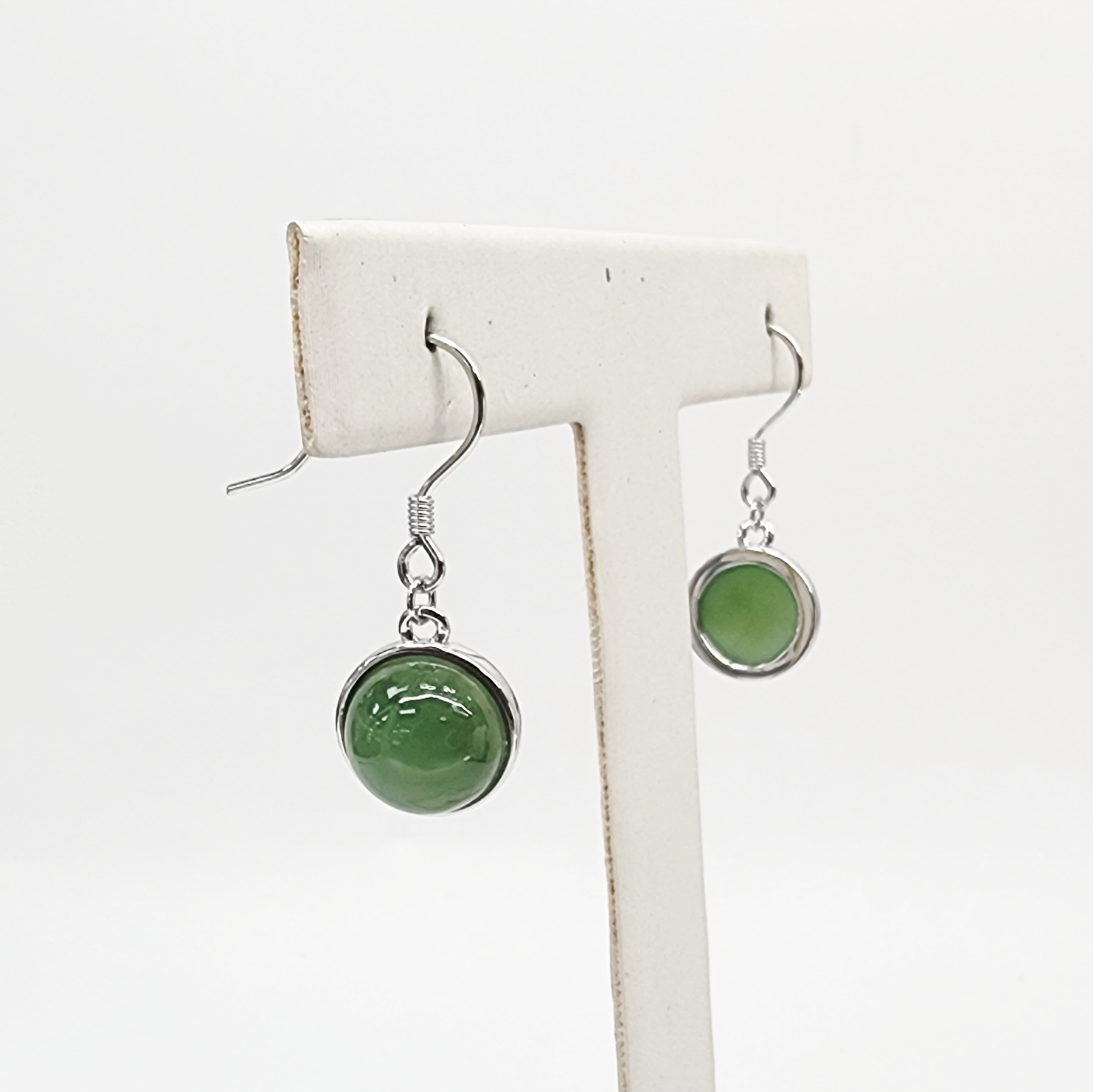 NZ Greenstone Round Half-Ball Hook Earrings – Sterling Silver Setting Greenstone?Jewellery 