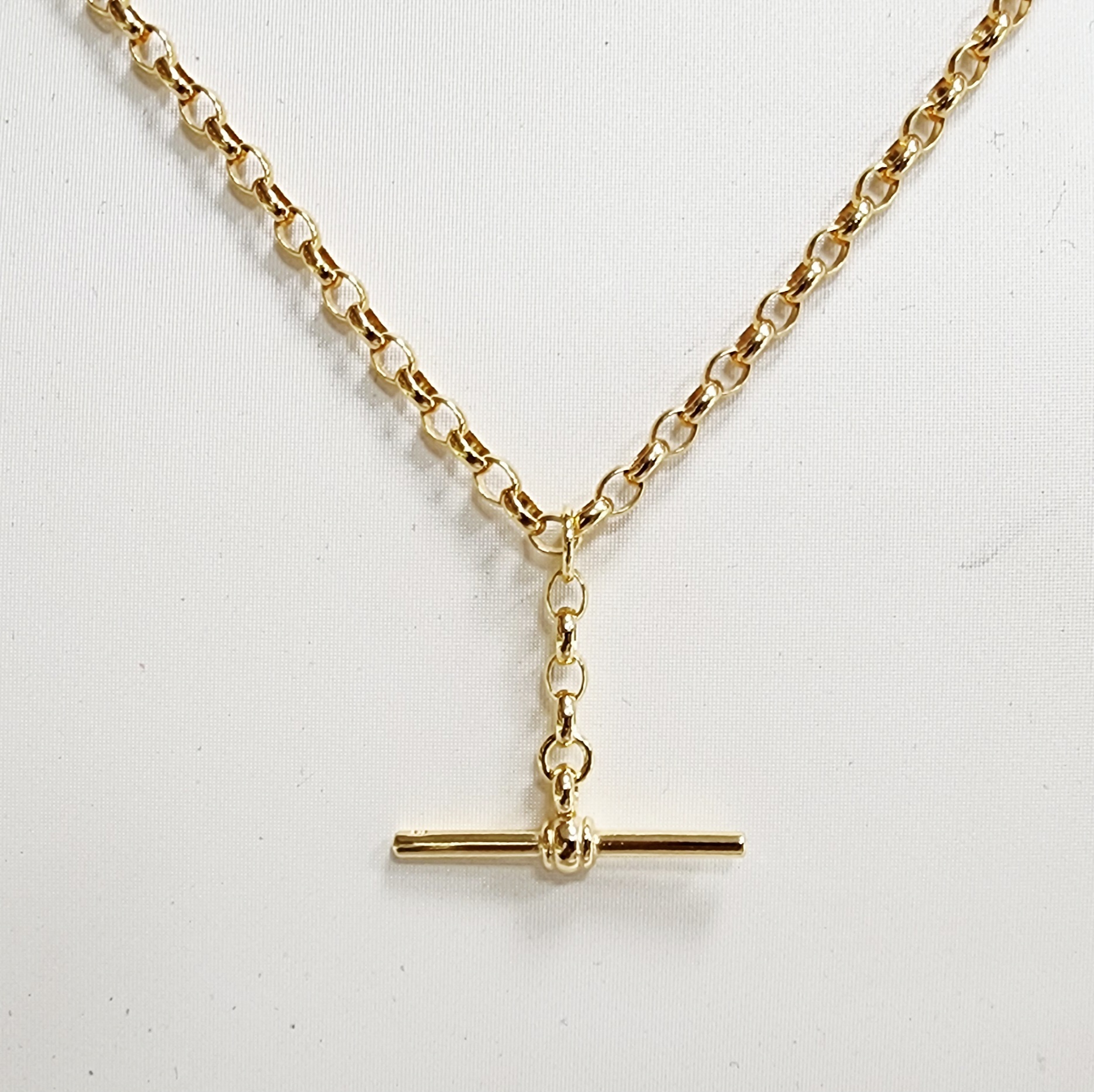 9ct Yellow Gold BO2 Oval Belcher T-Bar Necklace – 60cm - 9YBO2FOB Gold Pendants 9ct Yellow Gold BO2 Oval Belcher T-Bar Necklace – 60cm - 9YBO2FOB Gold Pendants