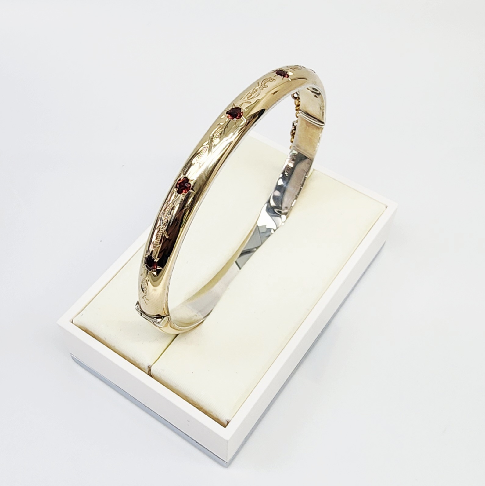 Sterling Silver & 9ct Yellow Gold Engraved Garnet Half Round Bangle - GS2HREN5GAR 21st Keys 