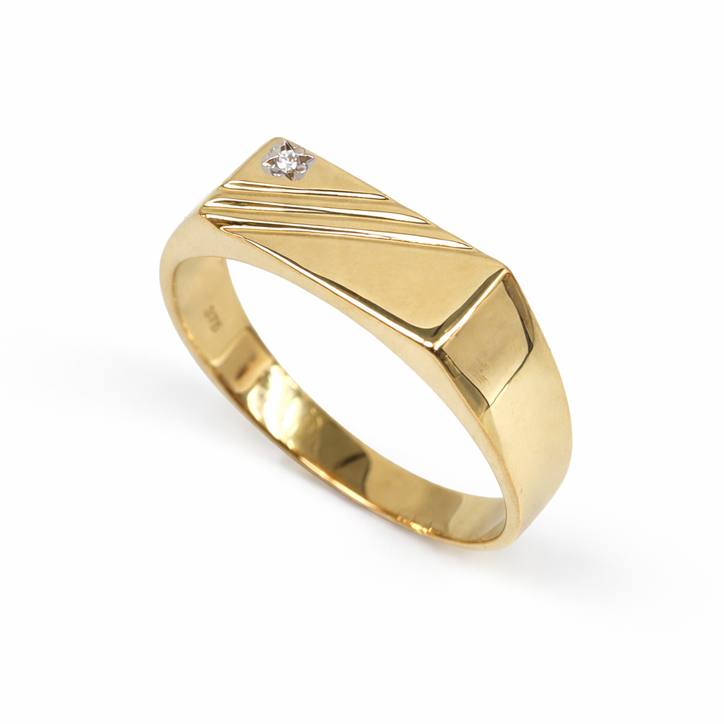 9ct Yellow Gold Gents Signet Ring with 4-Claw Set Diamond 14.35 x 6.30mm Top - 9YGD9471 Gold Rings 9ct Yellow Gold Gents Signet Ring with 4-Claw Set Diamond 14.35 x 6.30mm Top - 9YGD9471 Gold Rings